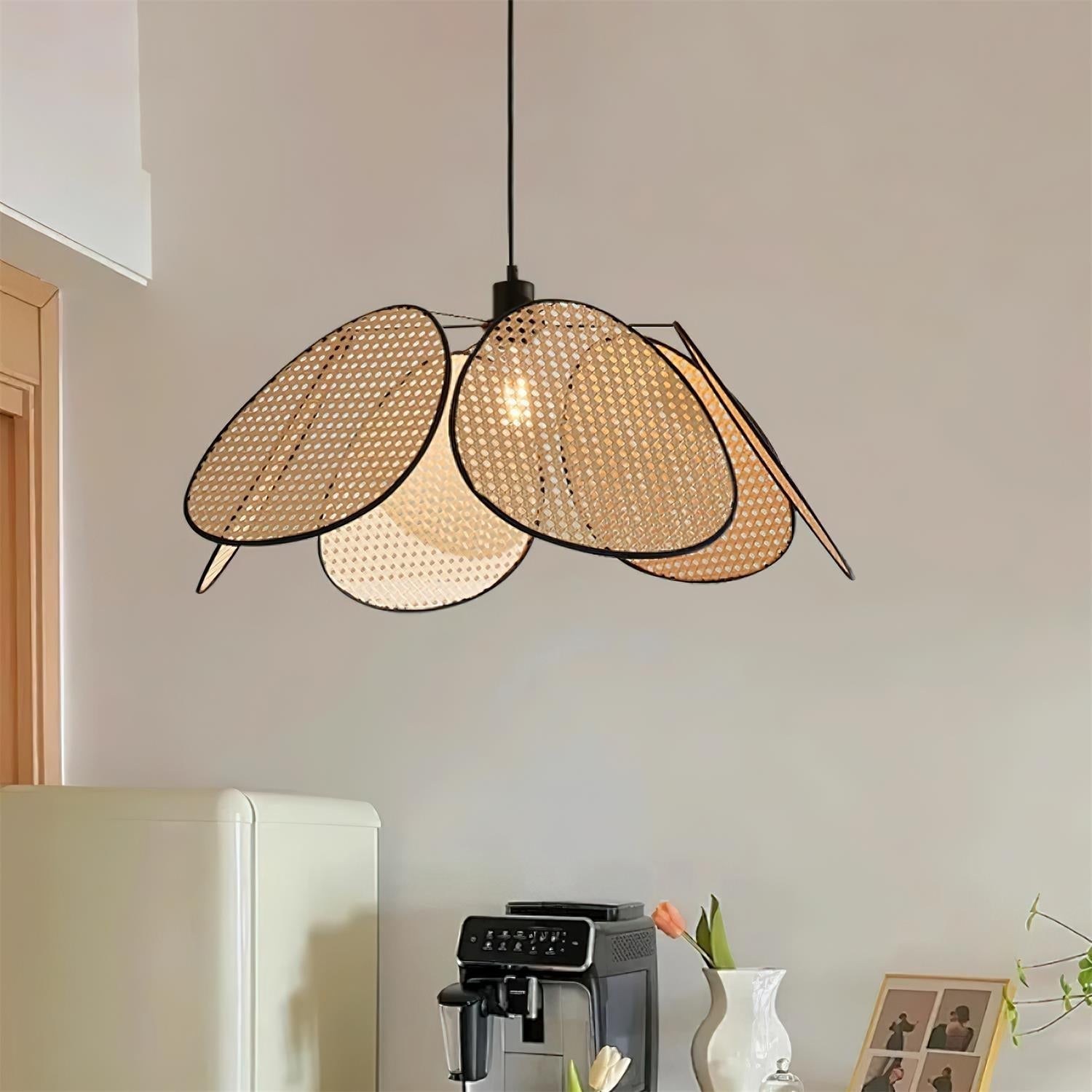 Lustre Avec Pétales et Cadre en Rotin Ambient Bohemian