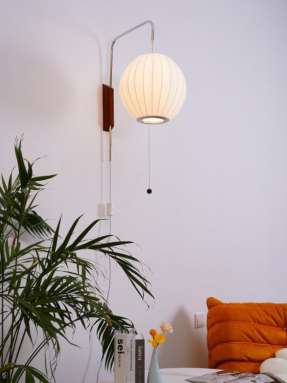 Lustra Wall Sconce Walnut Ball