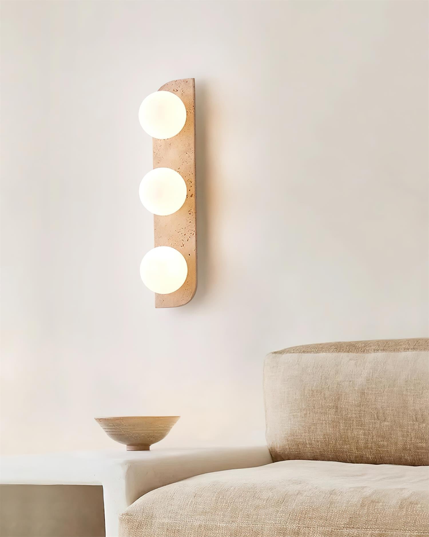 Aurorace Applique murale Travertine Plug-In avec deux globes en verre Soft Glow