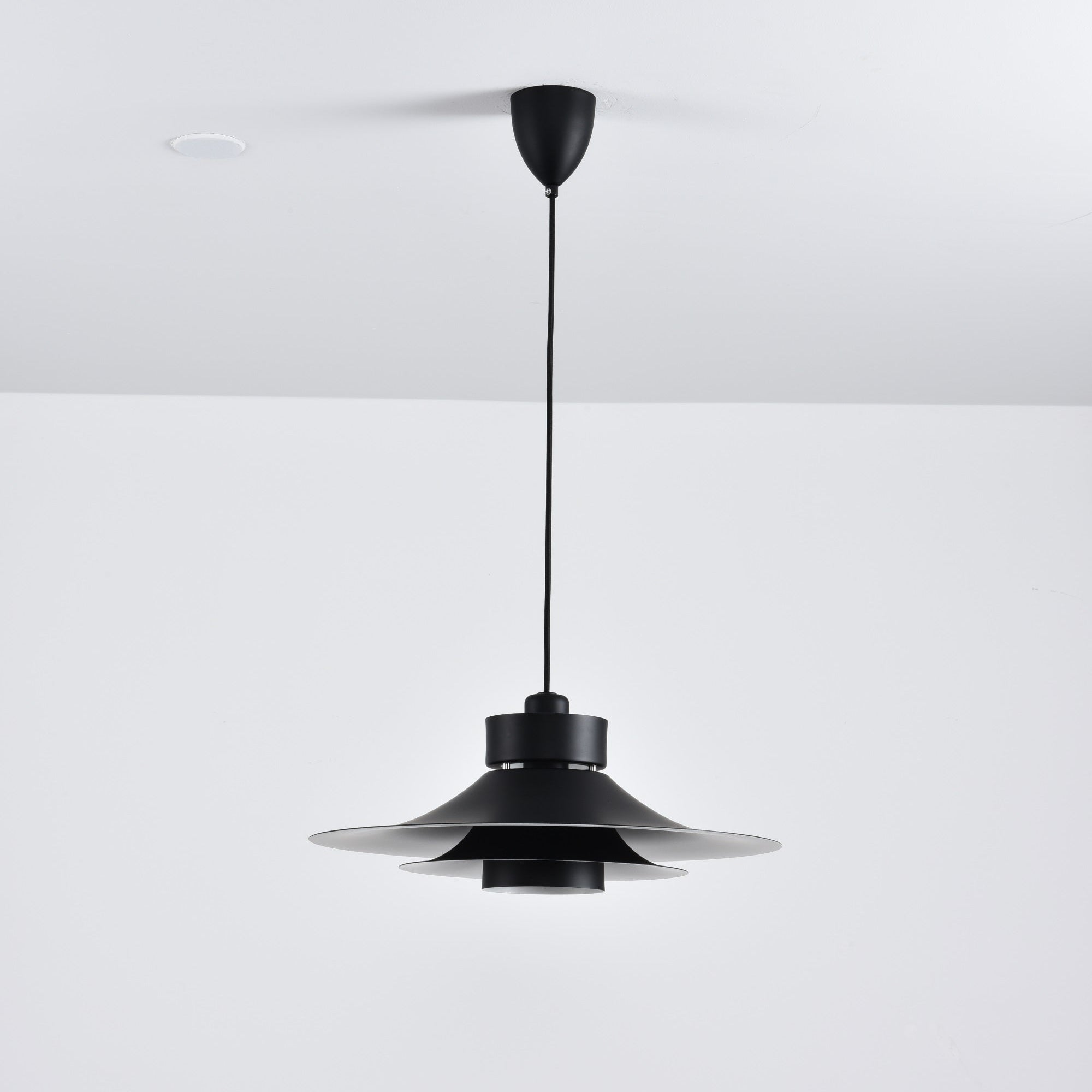 Sadie Suspension Minimaliste