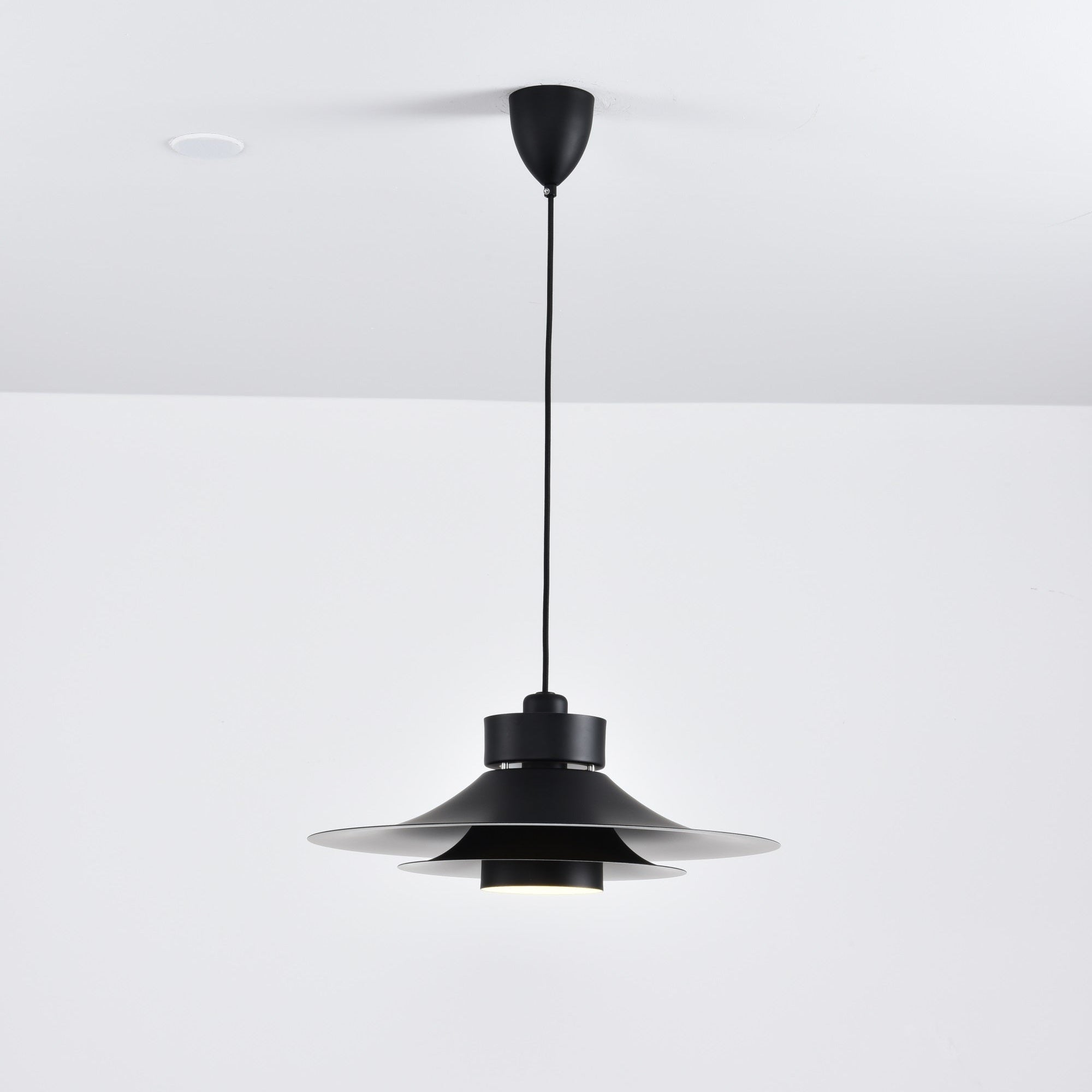 Sadie Suspension Minimaliste