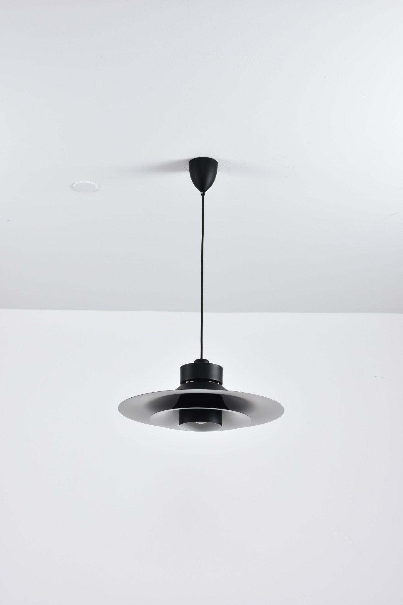 Sadie Suspension Minimaliste