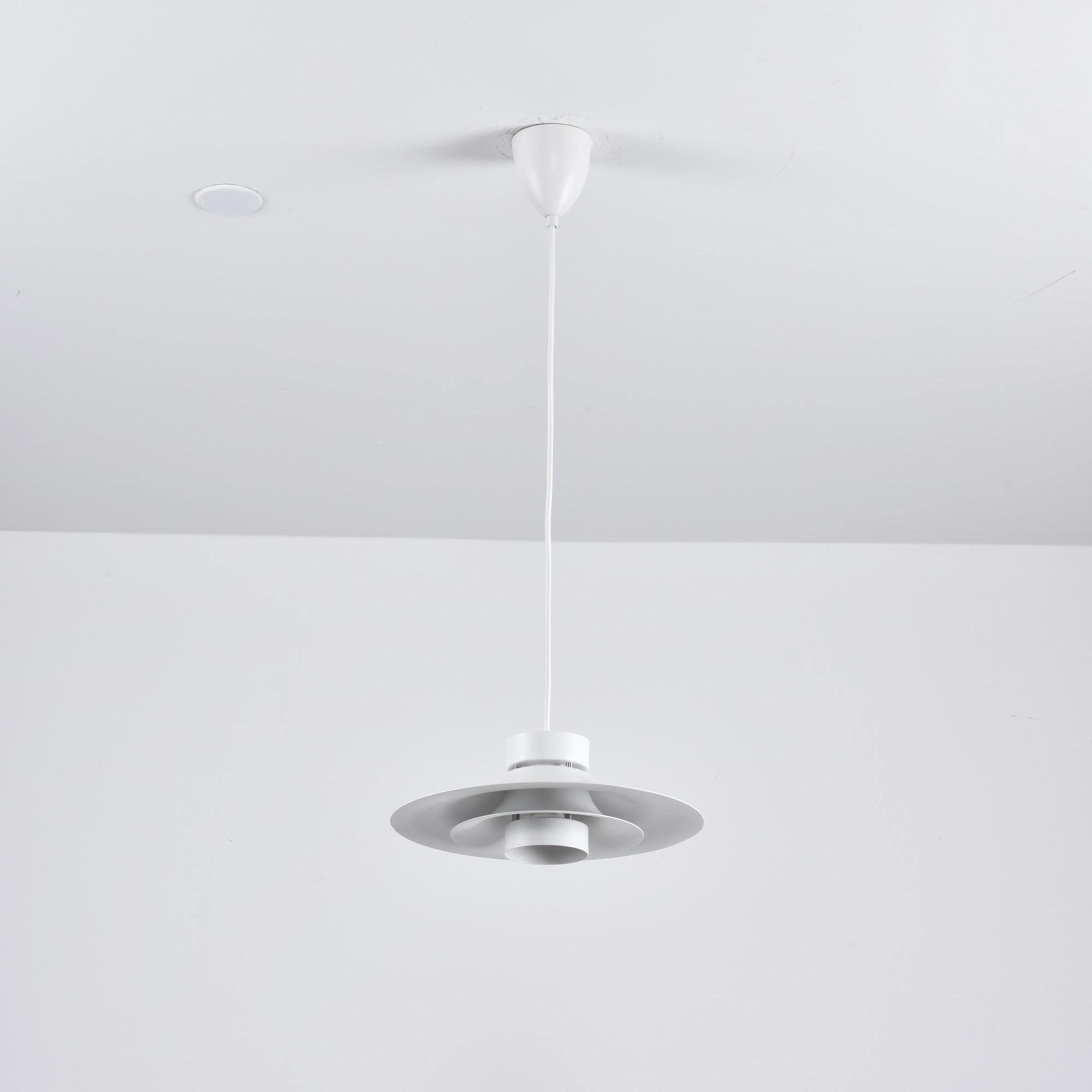 Sadie Suspension Minimaliste