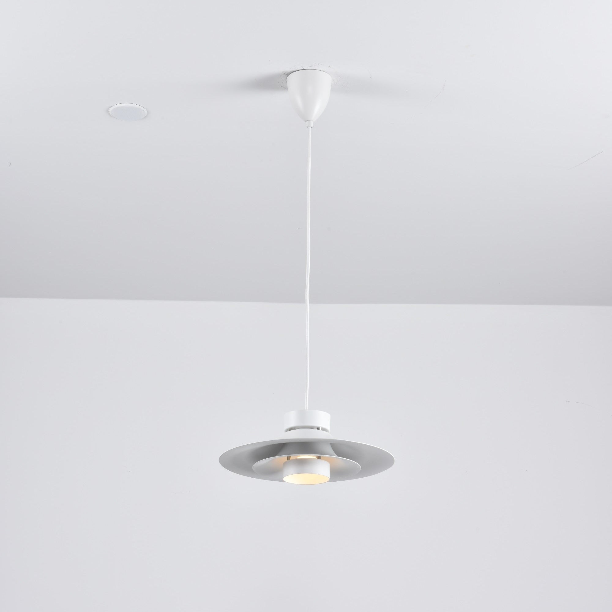 Sadie Suspension Minimaliste