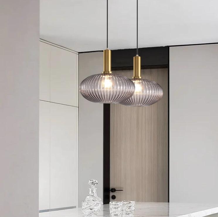 Elara Suspension Élégante à Rayures