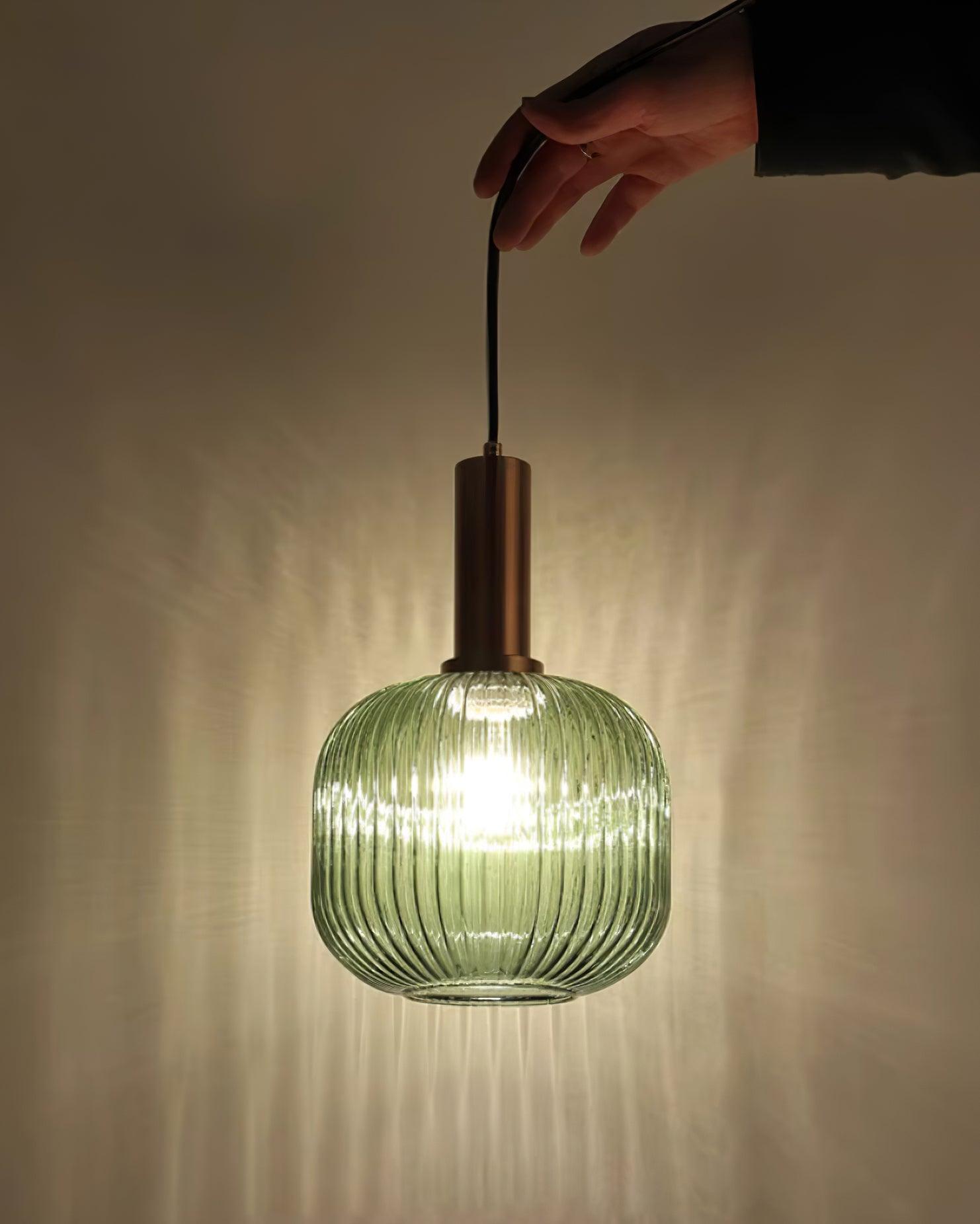 Elara Suspension Élégante à Rayures