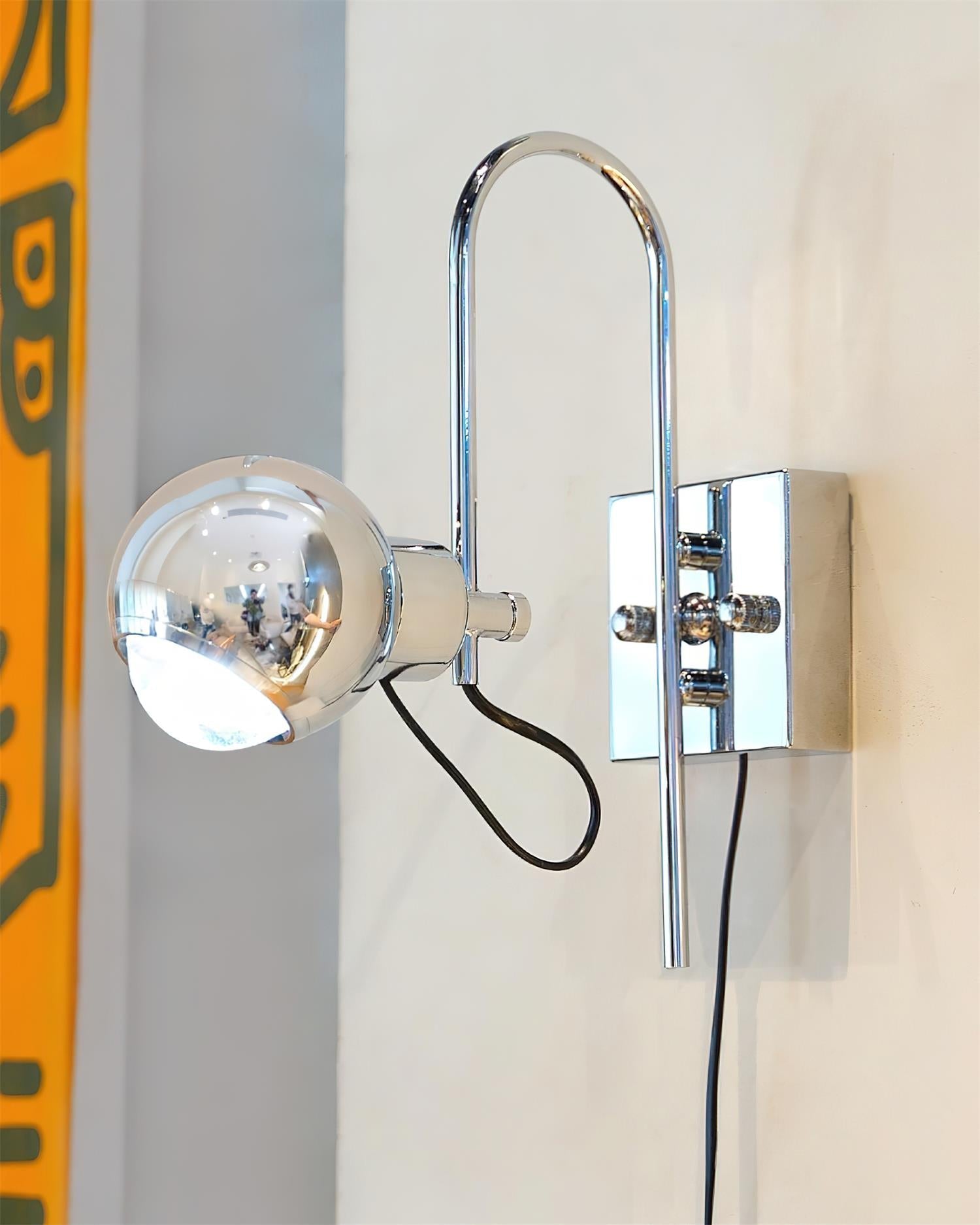 Nova Dot Lampe Murale Rétro-Futuriste