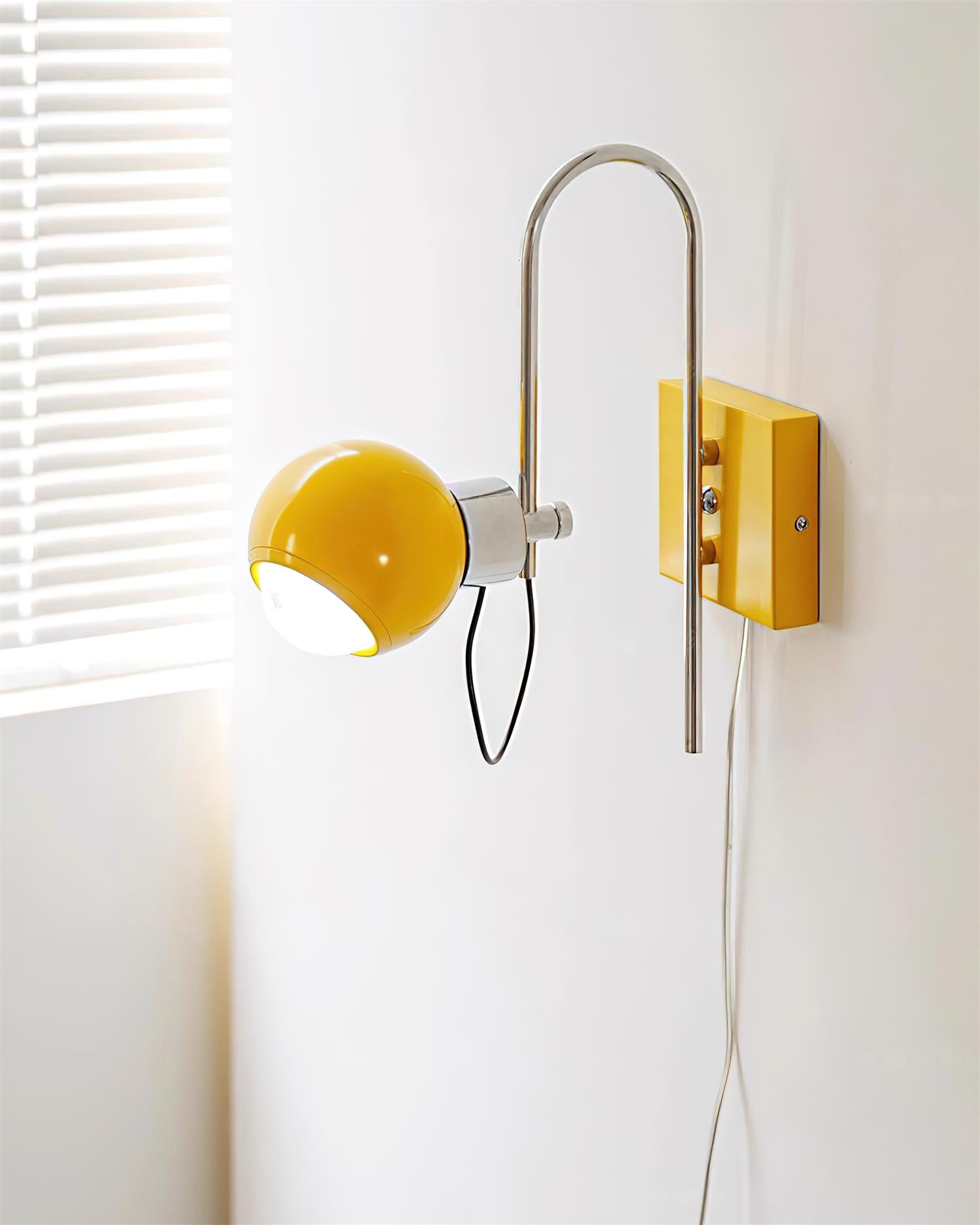 Nova Dot Lampe Murale Rétro-Futuriste
