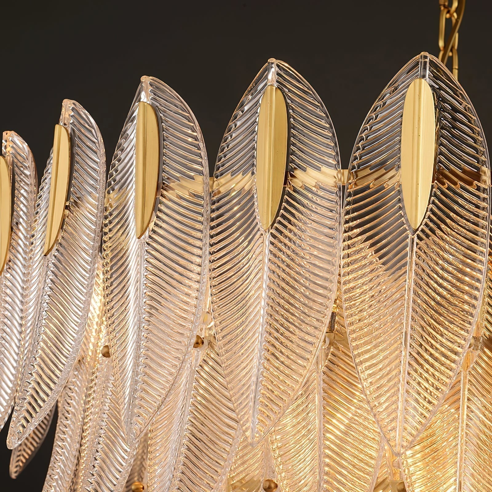Ivthayra Lustre Postmoderne en Laiton et Verre de Luxe