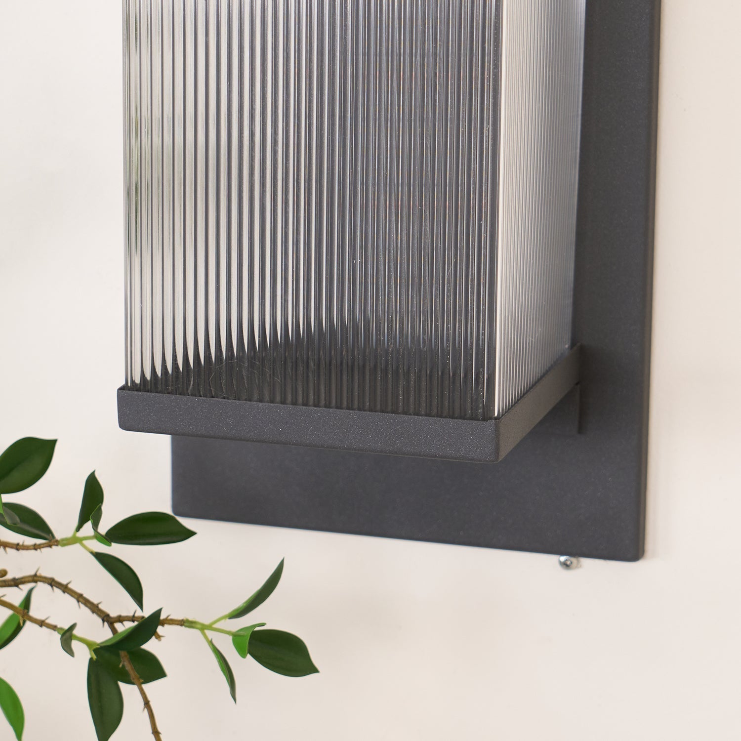 Solarise Lampe Murale Contemporaine en Acier