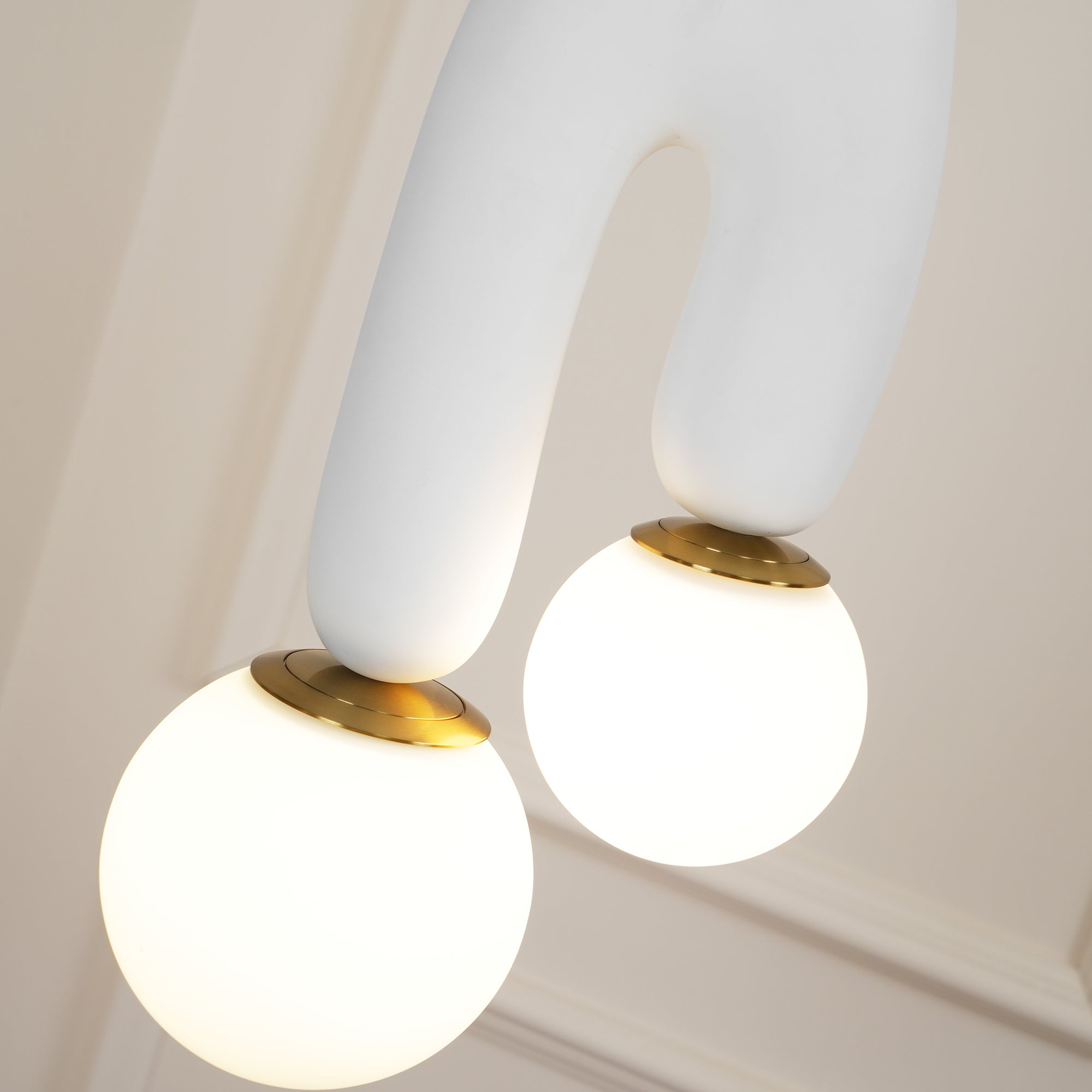 Zenithra Suspension Scandinave en Résine