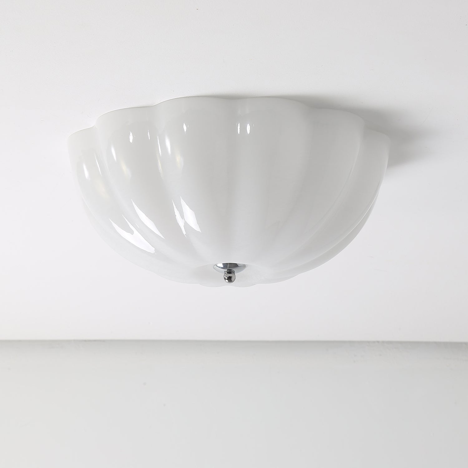 Uphaara Plafonnier en Verre Opale Coquillage Moderne