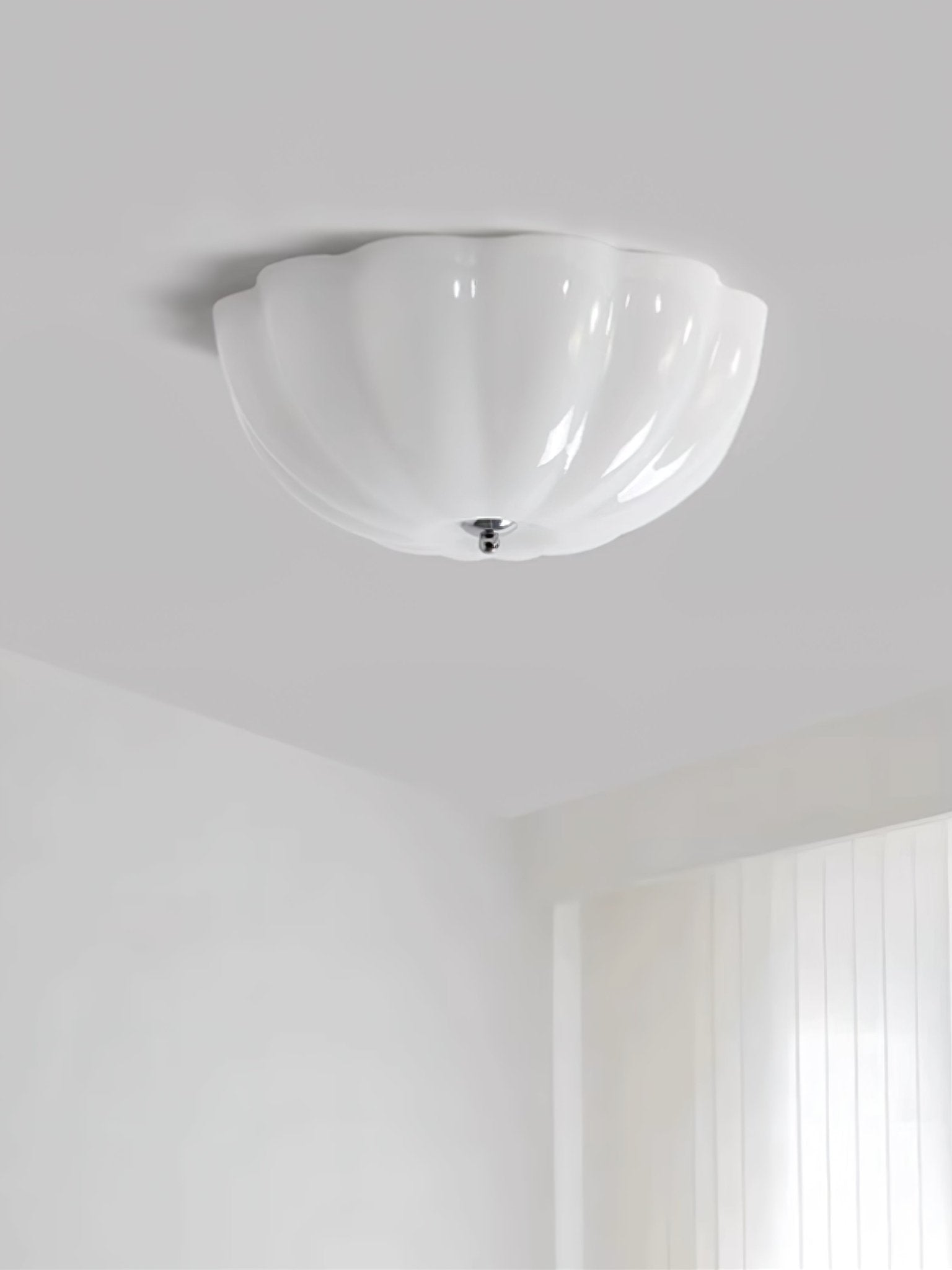 Uphaara Plafonnier en Verre Opale Coquillage Moderne