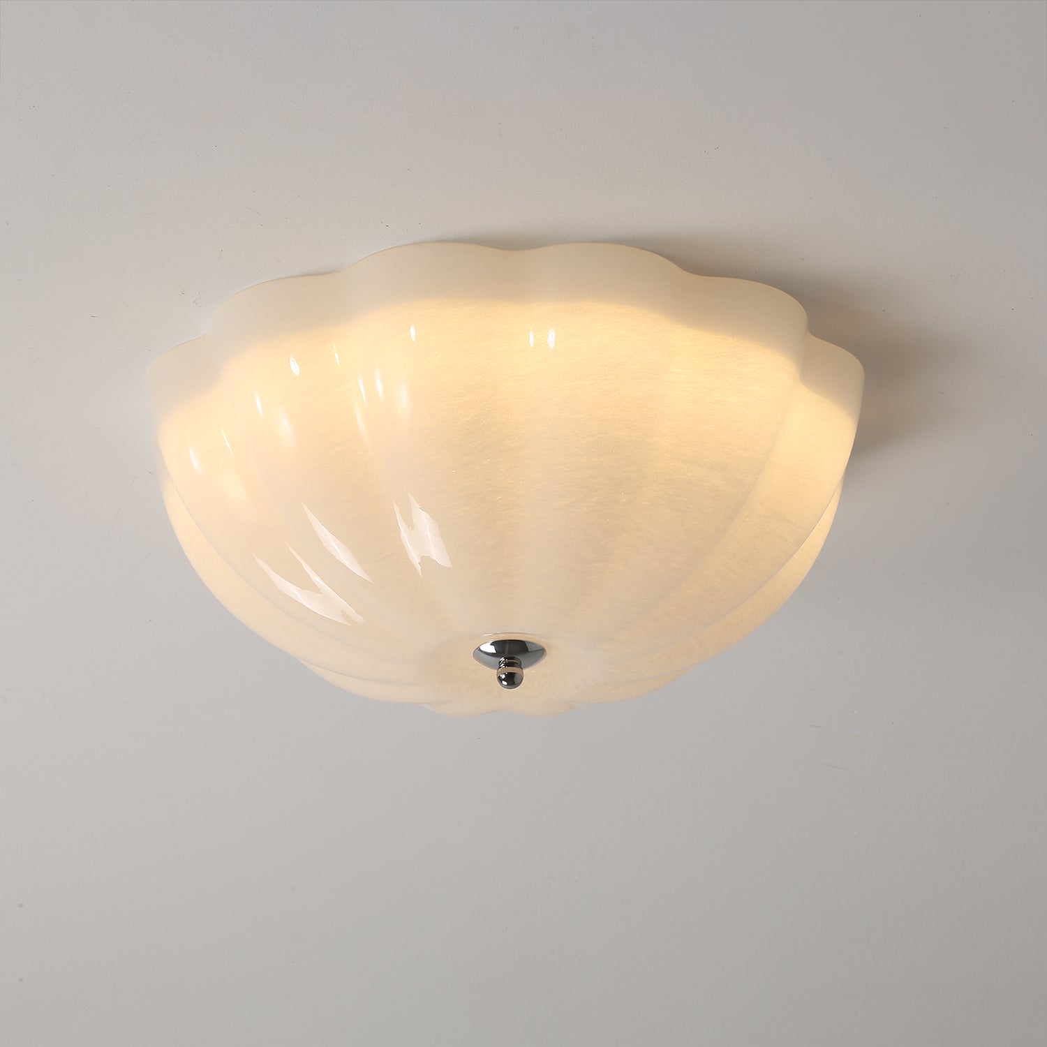 Uphaara Plafonnier en Verre Opale Coquillage Moderne