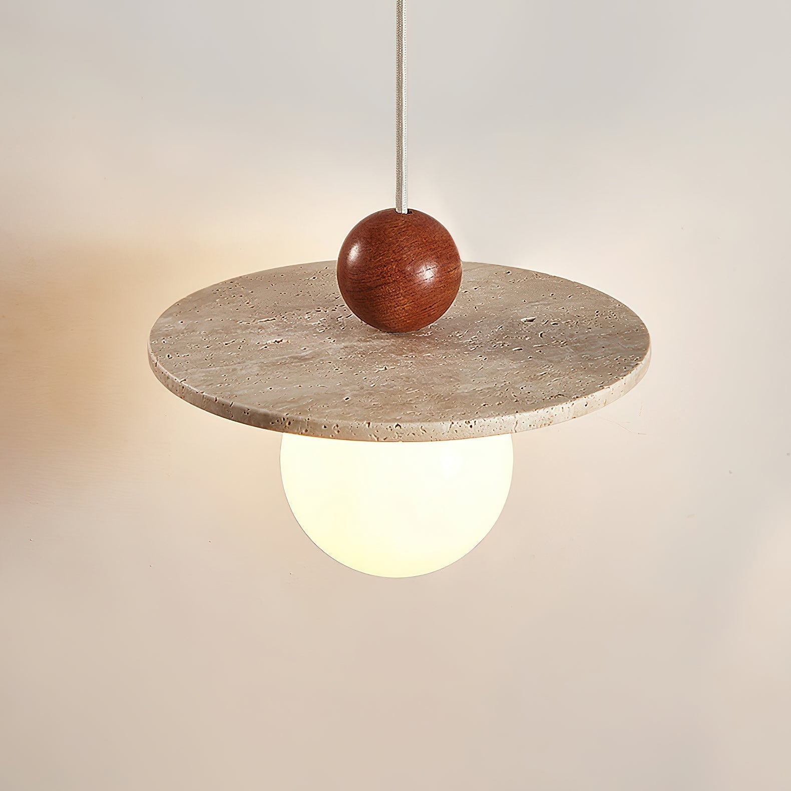 Marcio Suspension en Travertin