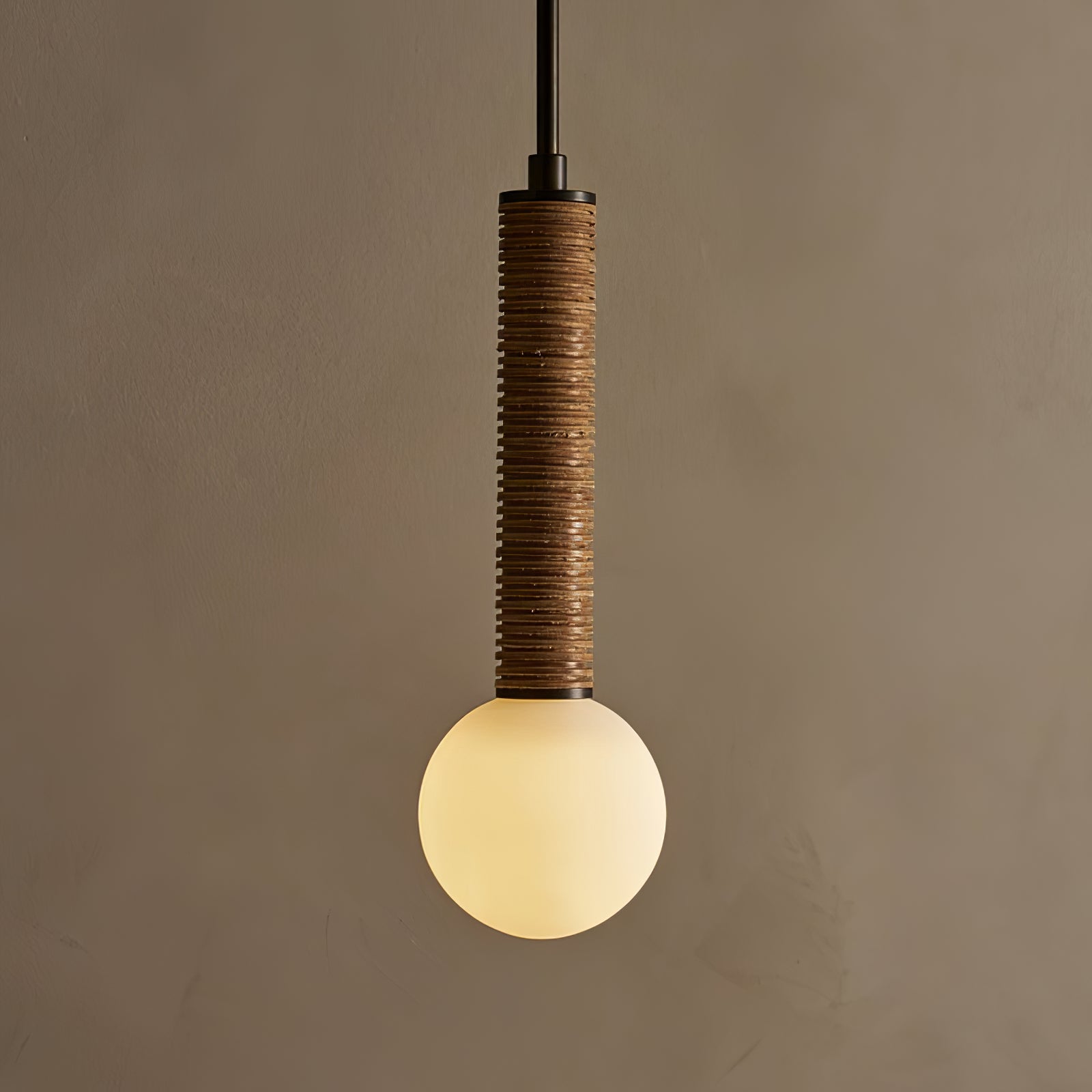 Liora Suspension Métal Moderne