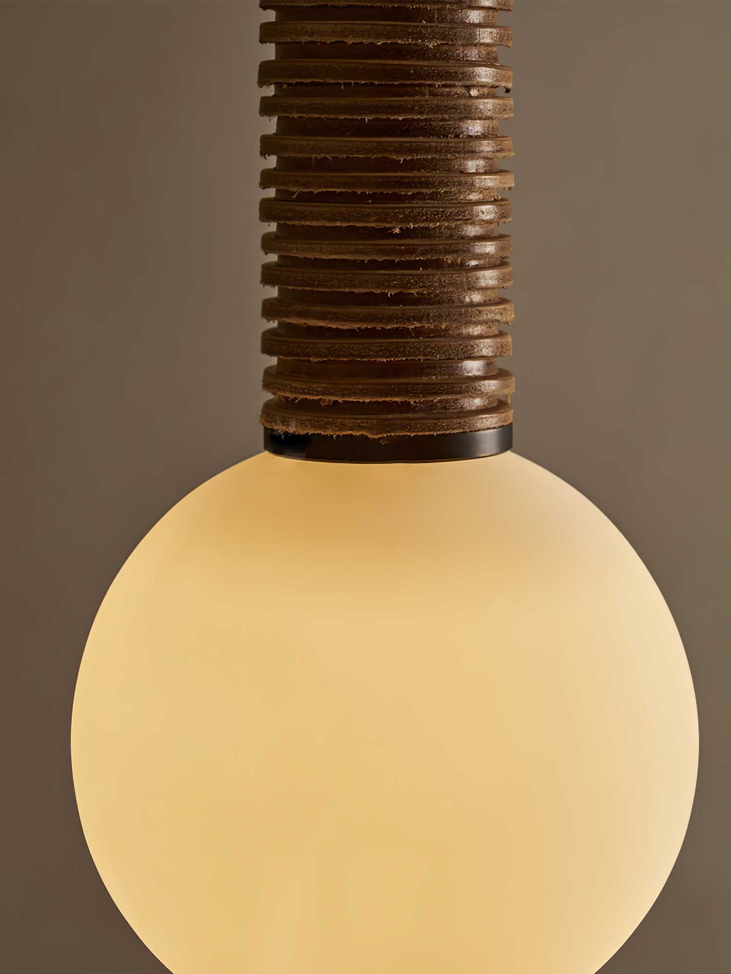 Liora Suspension Métal Moderne