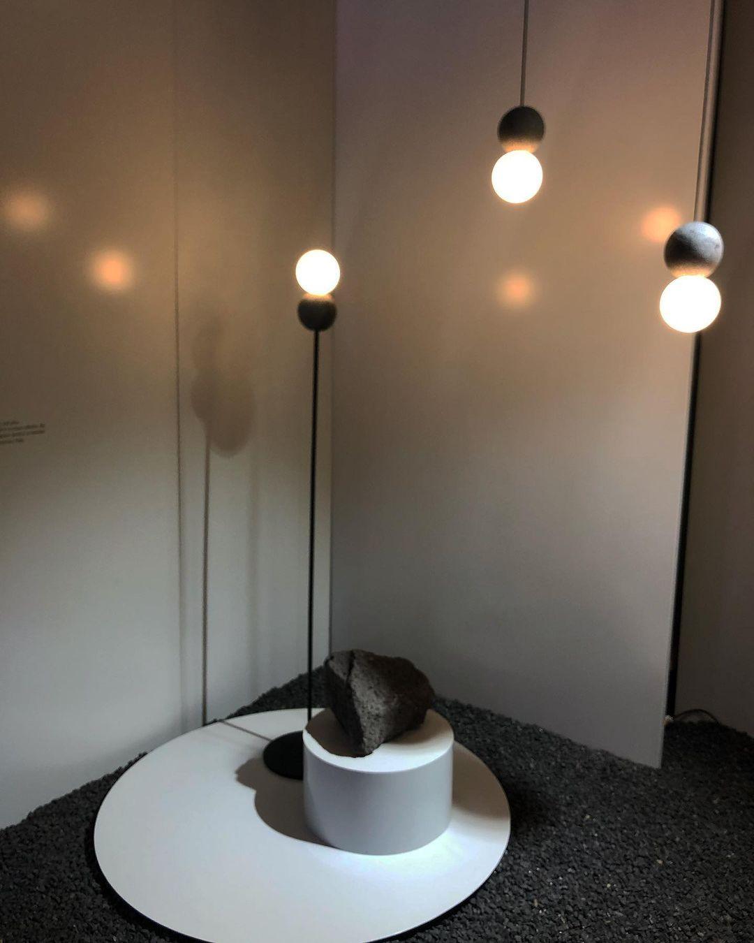 Solvicen Suspension Minimaliste en Ciment