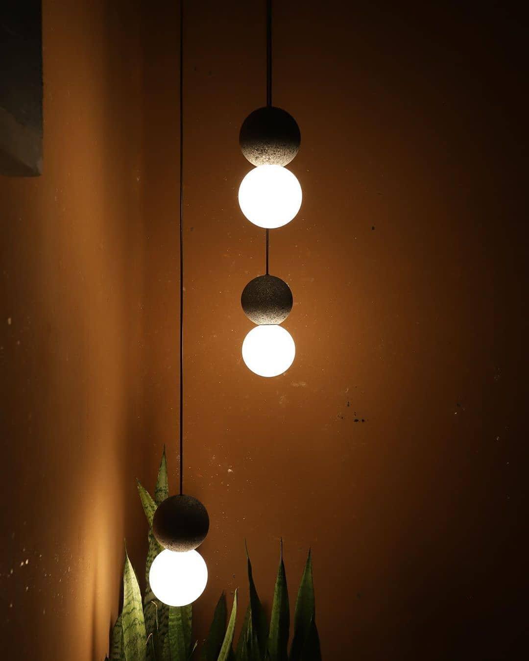 Solvicen Suspension Minimaliste en Ciment