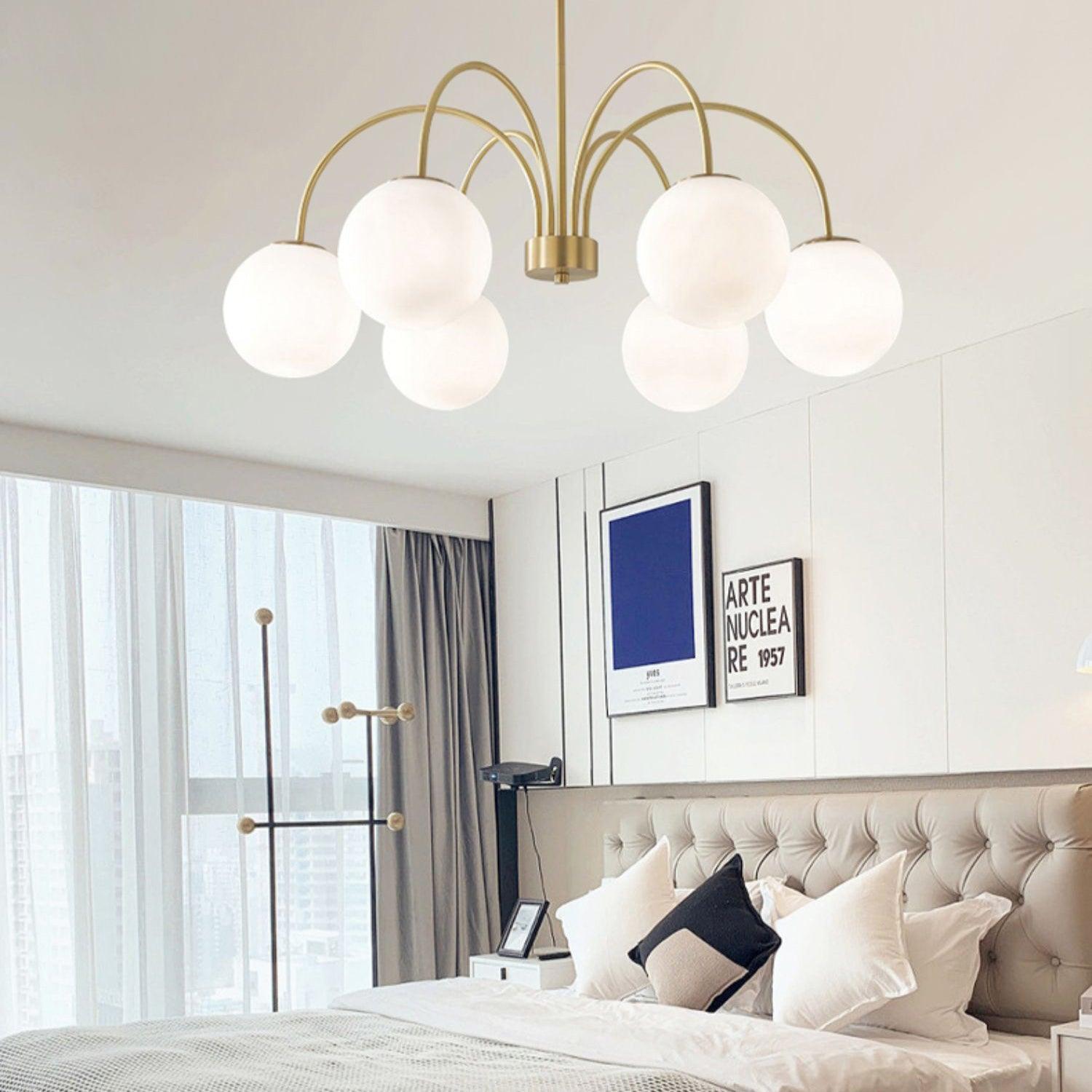 Lustra Lustre Orillia Brass Globe Modern