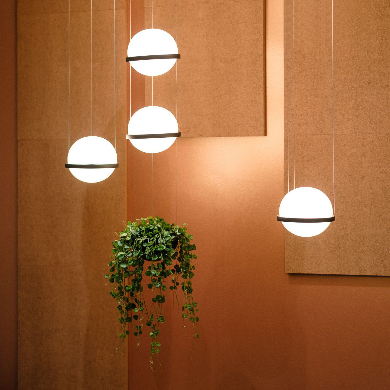 Vacaria Suspension Métal Plastique Minimaliste Moderne