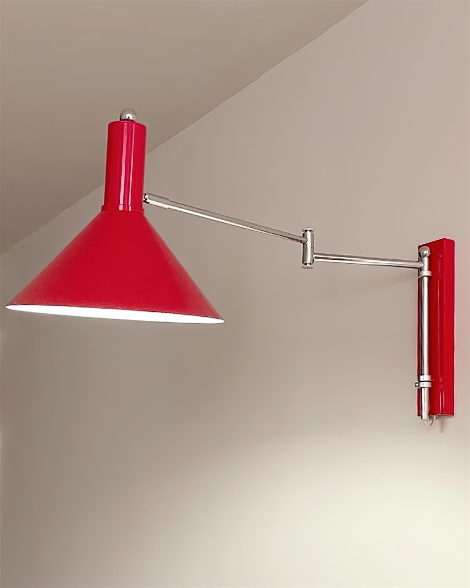 Lira Applique Murale Bras Ajustable Abat-jour Rouge