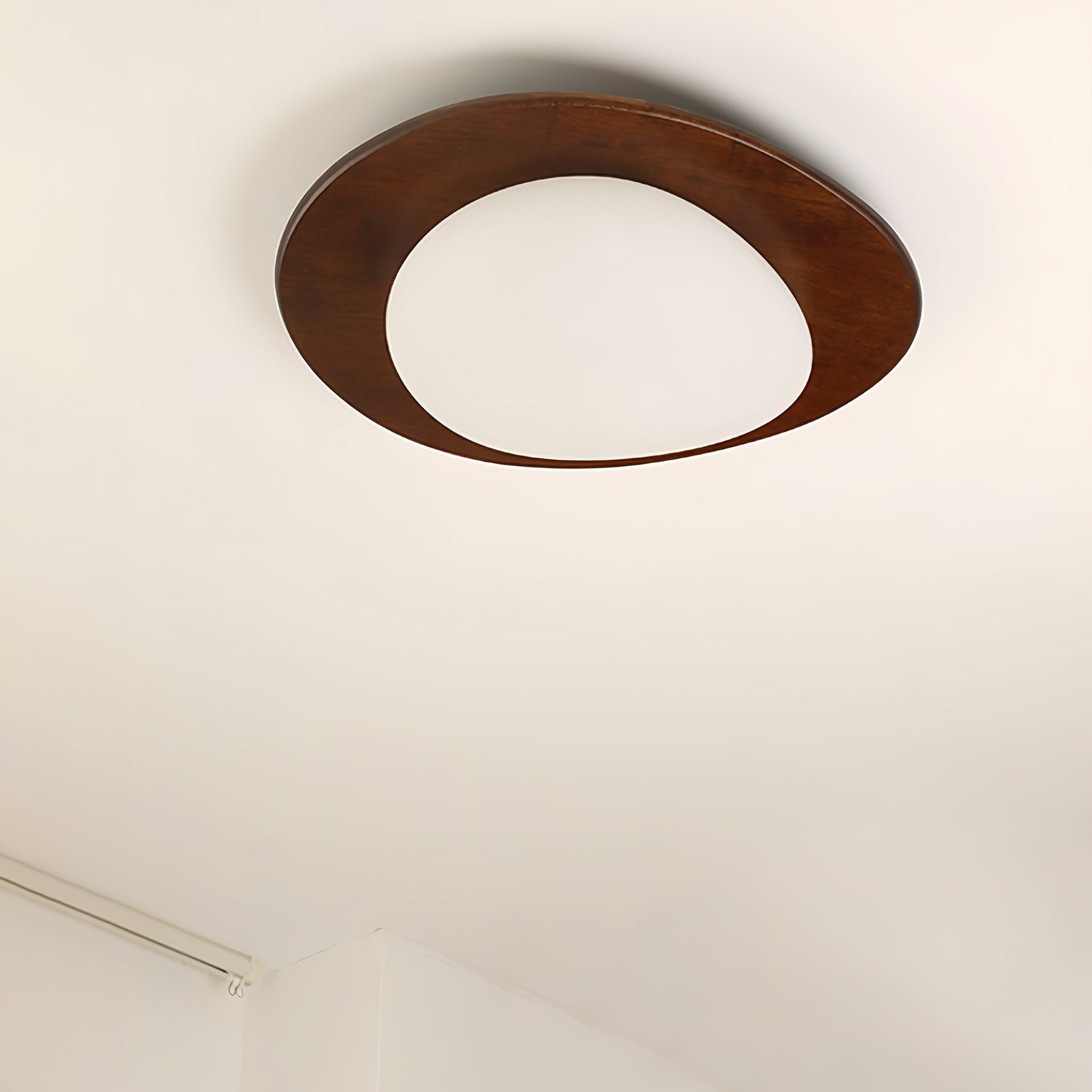 Lustra Ceiling Light Wooden Walnut Pebble
