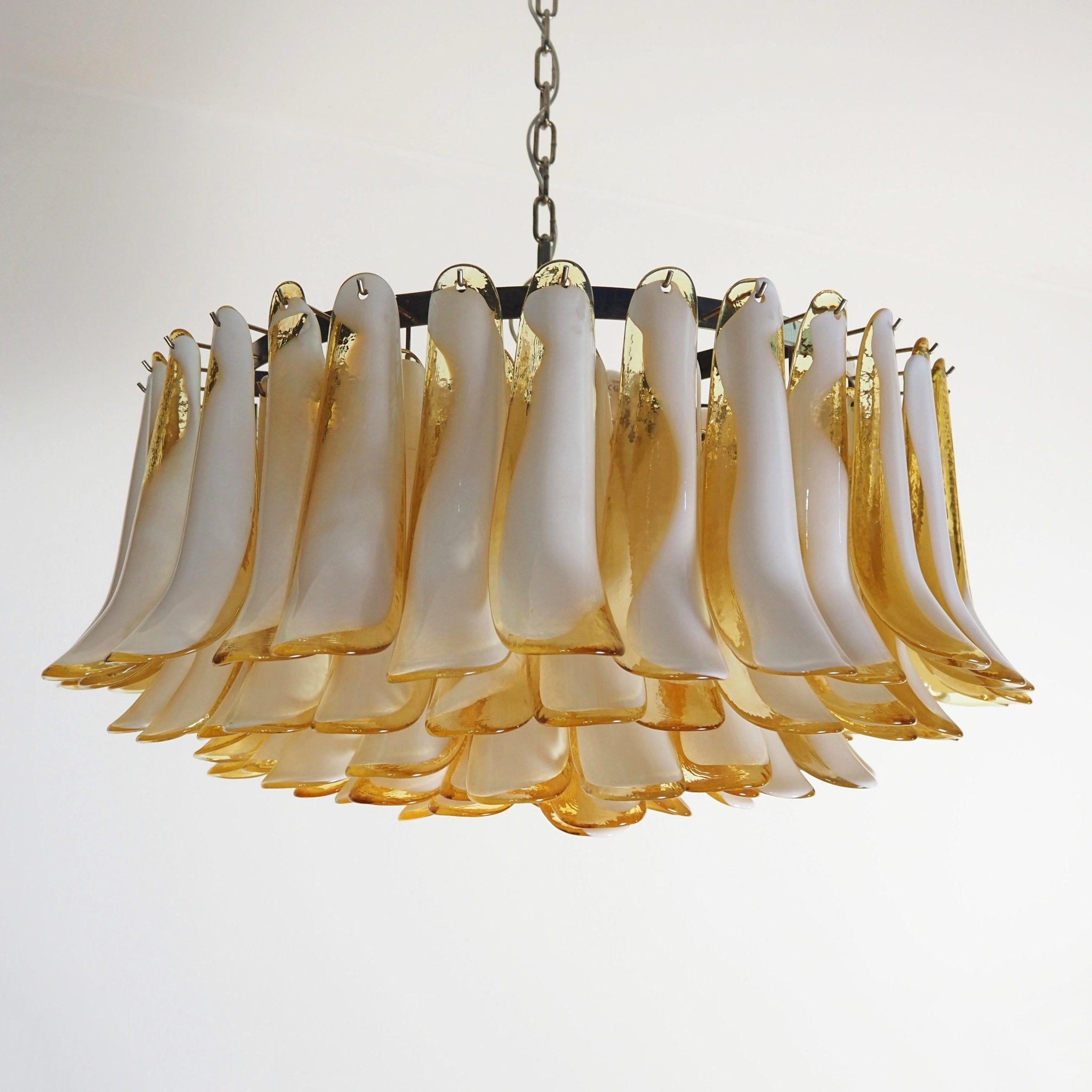 Aurora Lustre Ambre Verre Murano Pétale Élégant