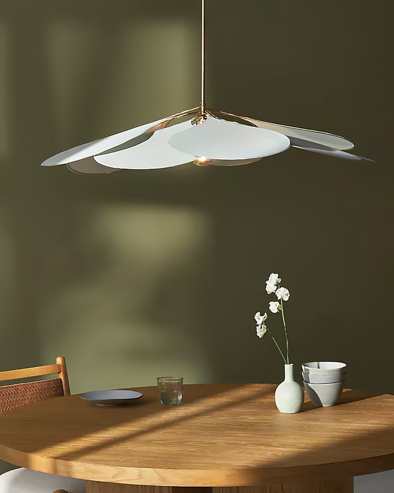 Zephyian Fabric Floral Pendant Lamp