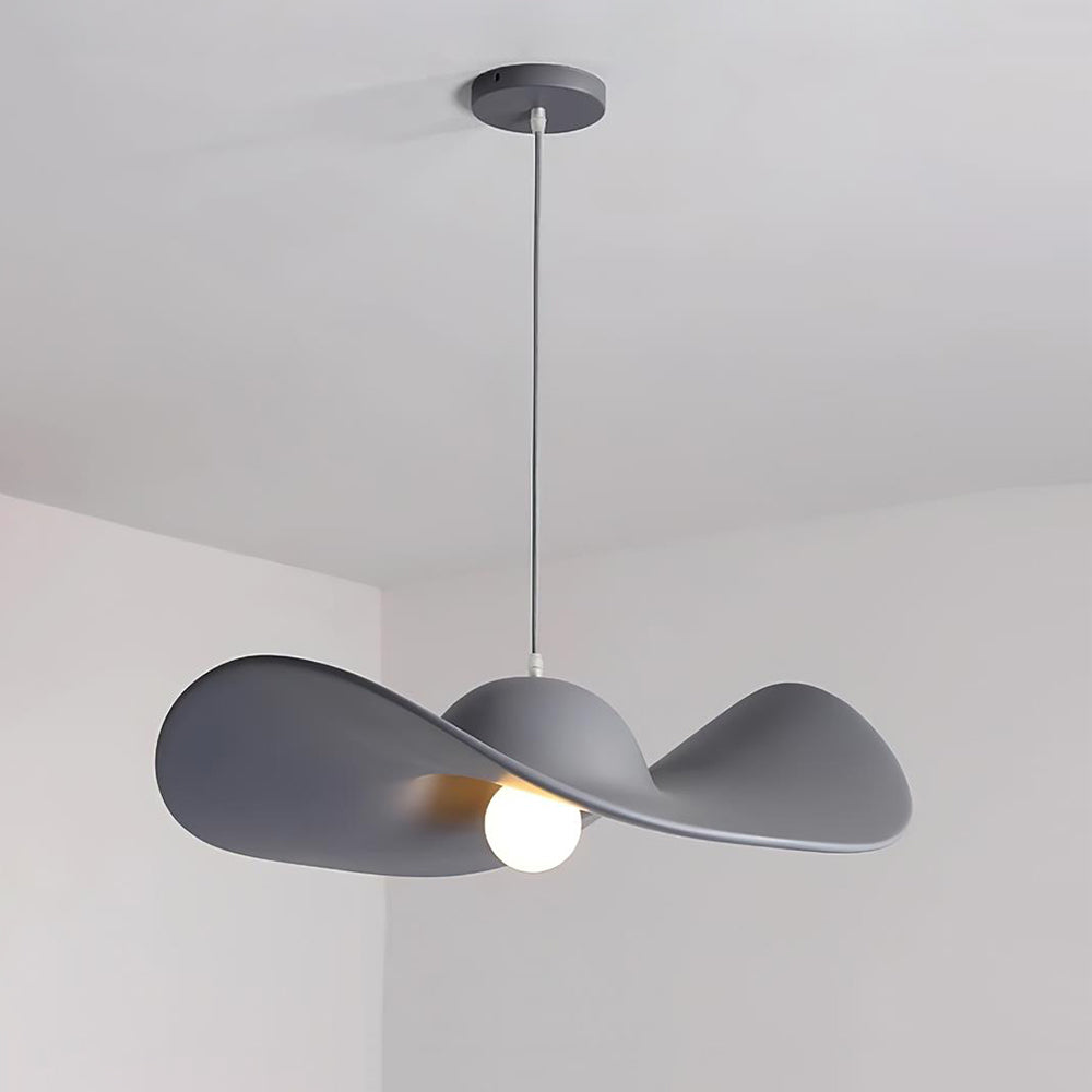Piuma Suspension Chapeau