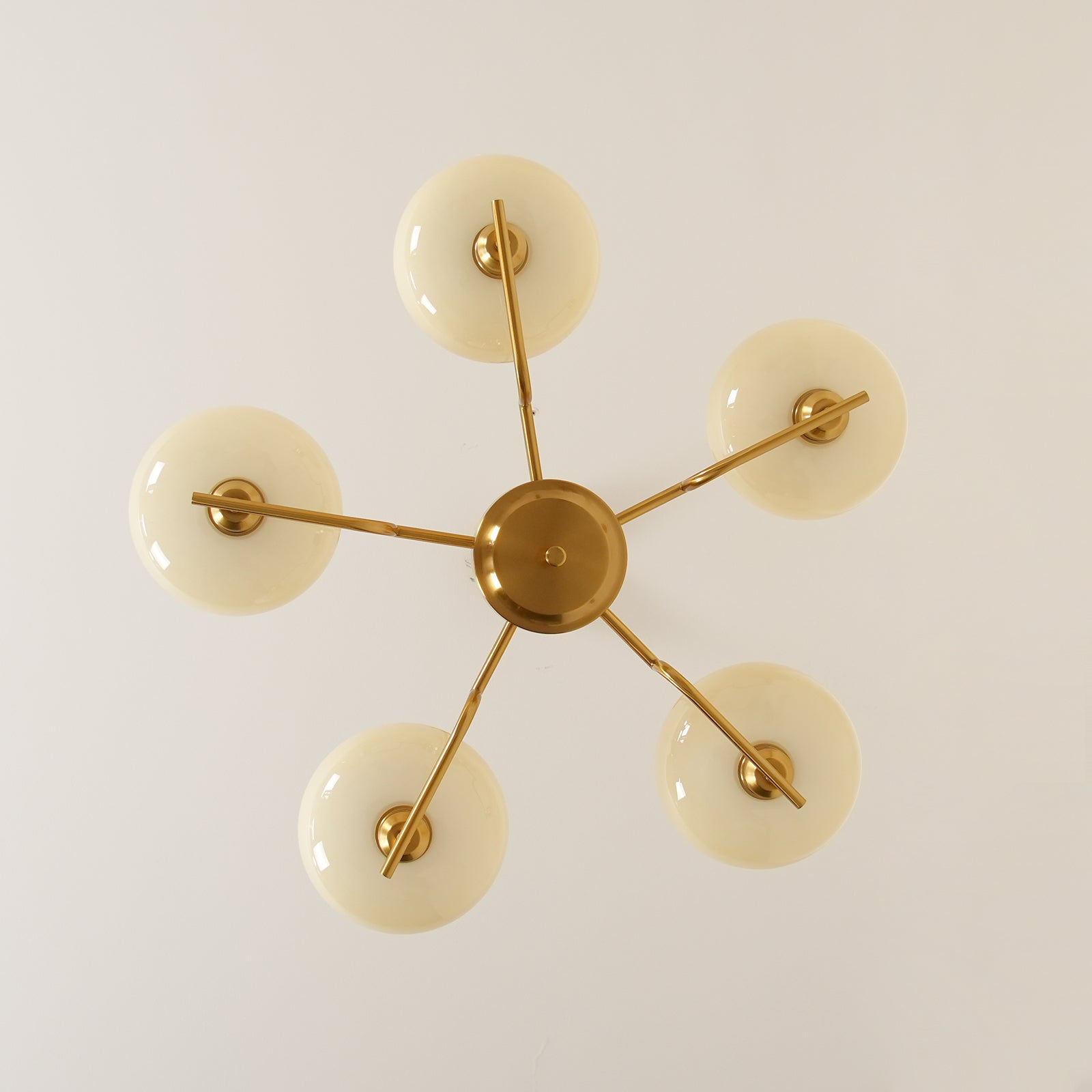 Lustra Suspension en Verre Globe Cadre en Laiton