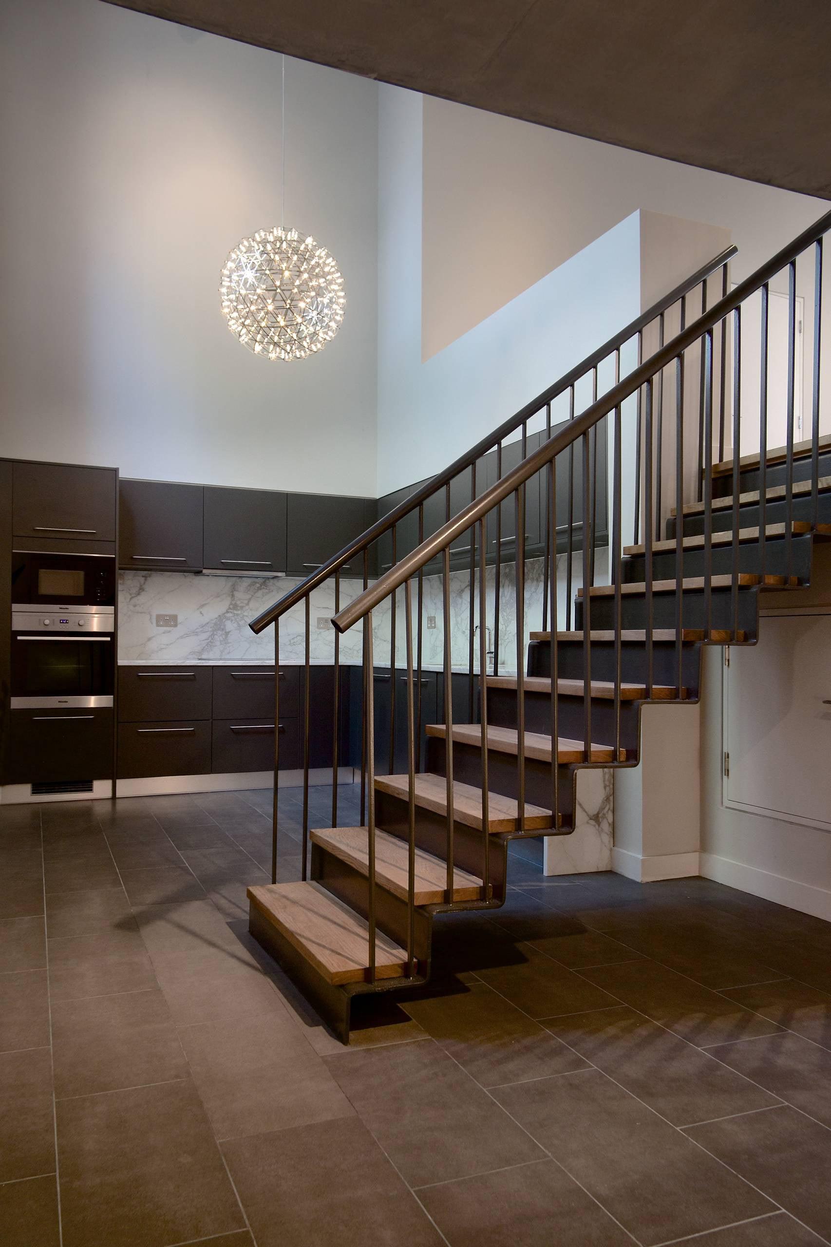 Ivthayra Suspension Boule Dorée de Luxe Postmoderne
