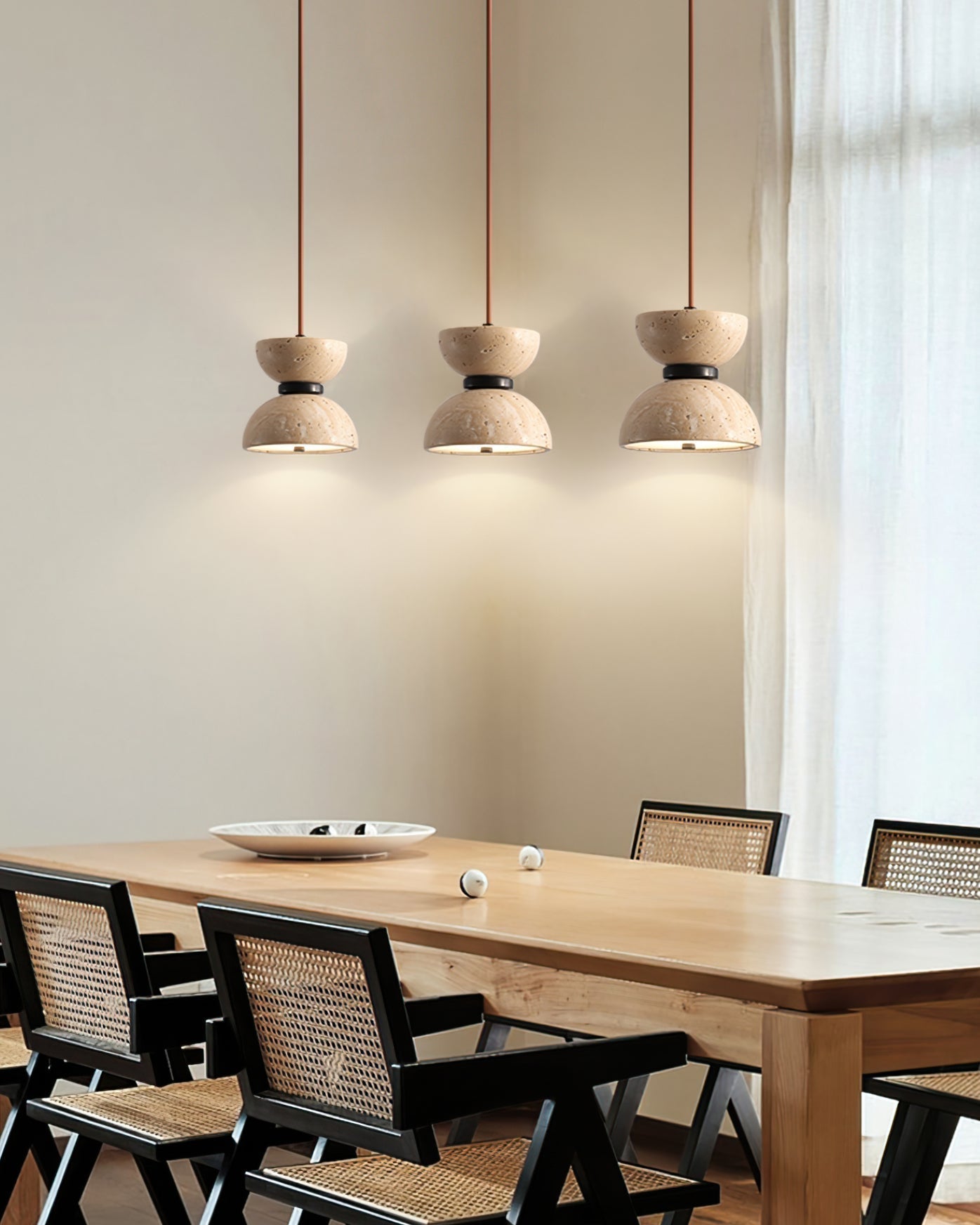 Tersus Suspension Hourglass en Travertin