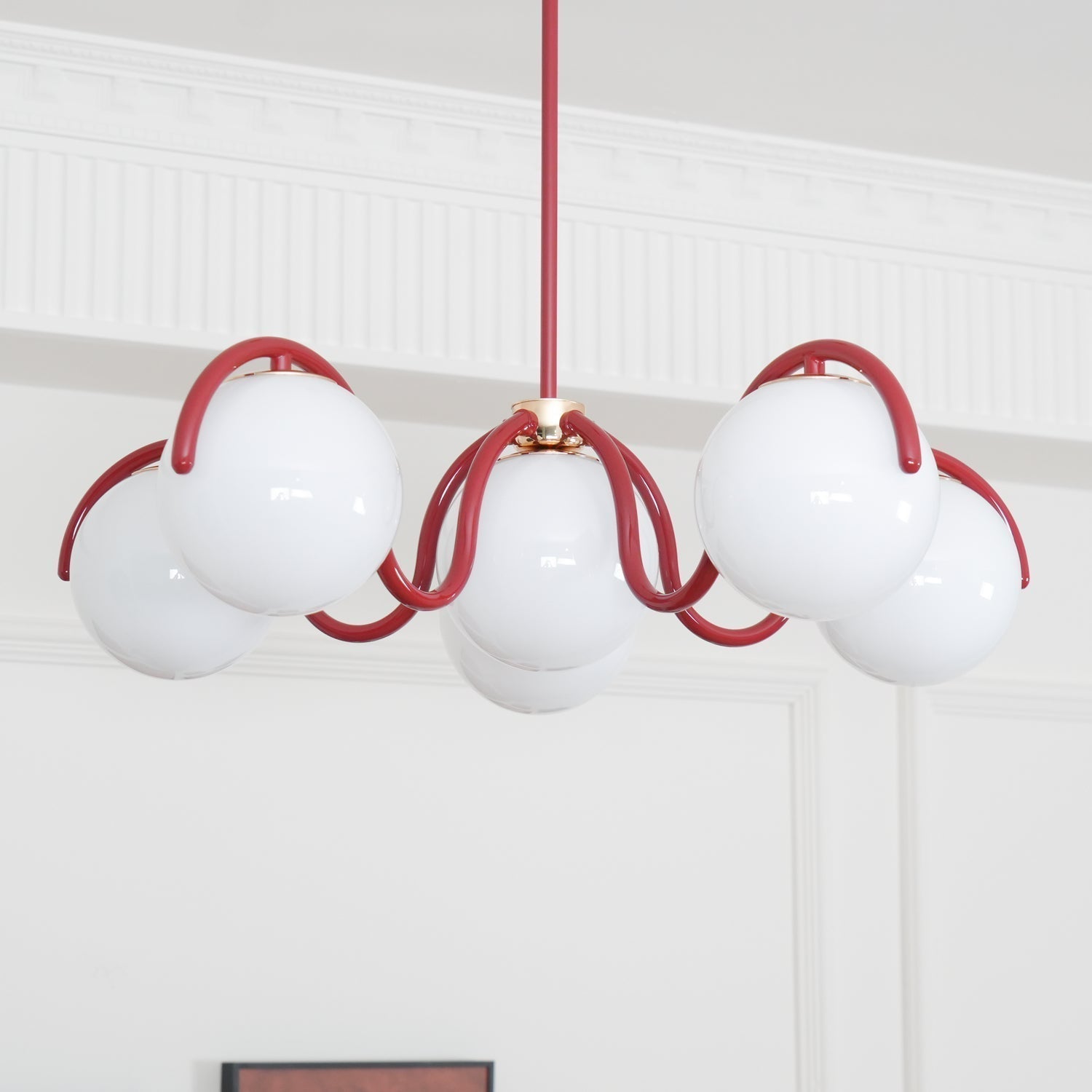 Lustra Lustre en Verre Blanc avec Globes et Cadre Courbé
