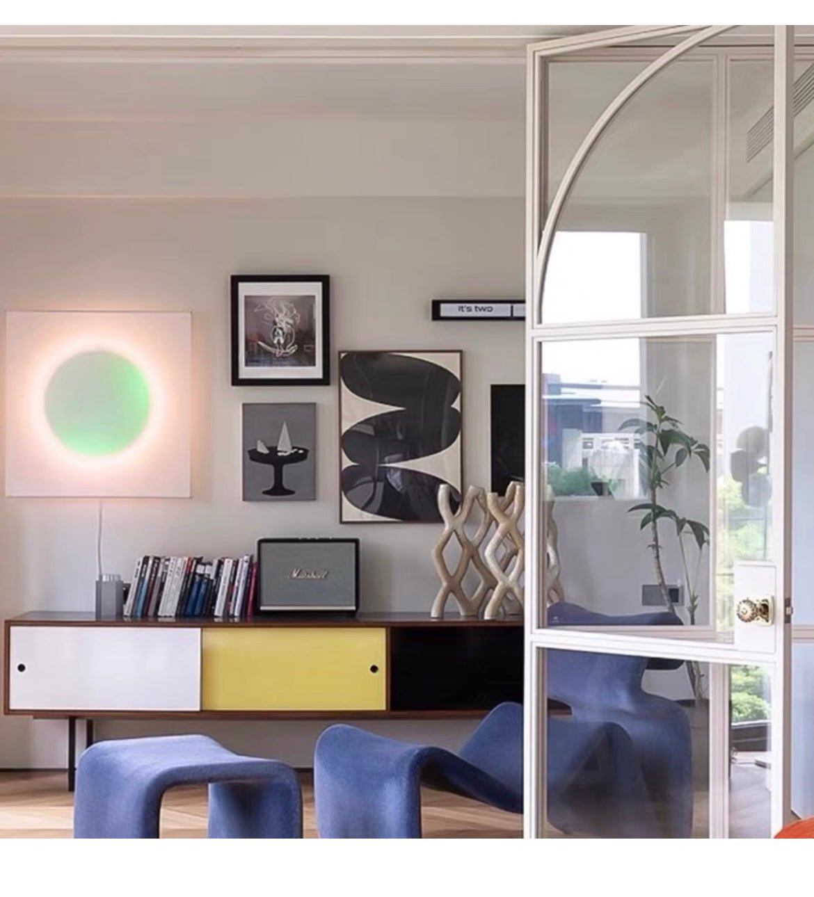Zevarus Art Relax Plug-in Wall Light
