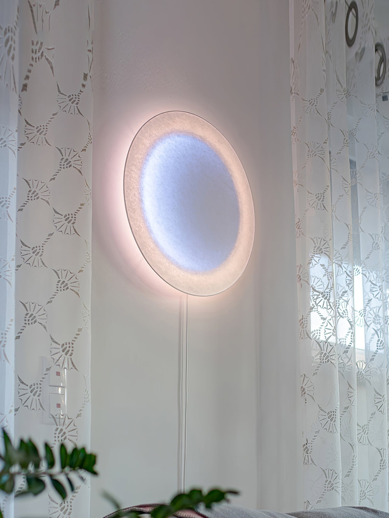 Zevarus Art Relax Plug-in Wall Light