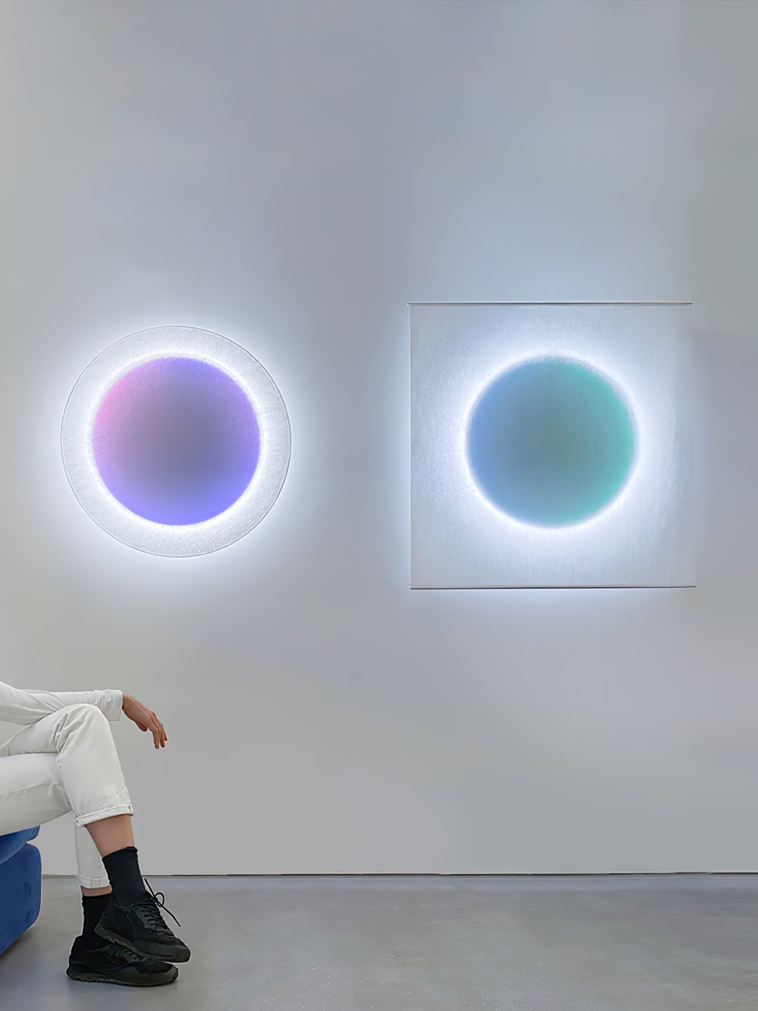 Zevarus Art Relax Plug-in Wall Light