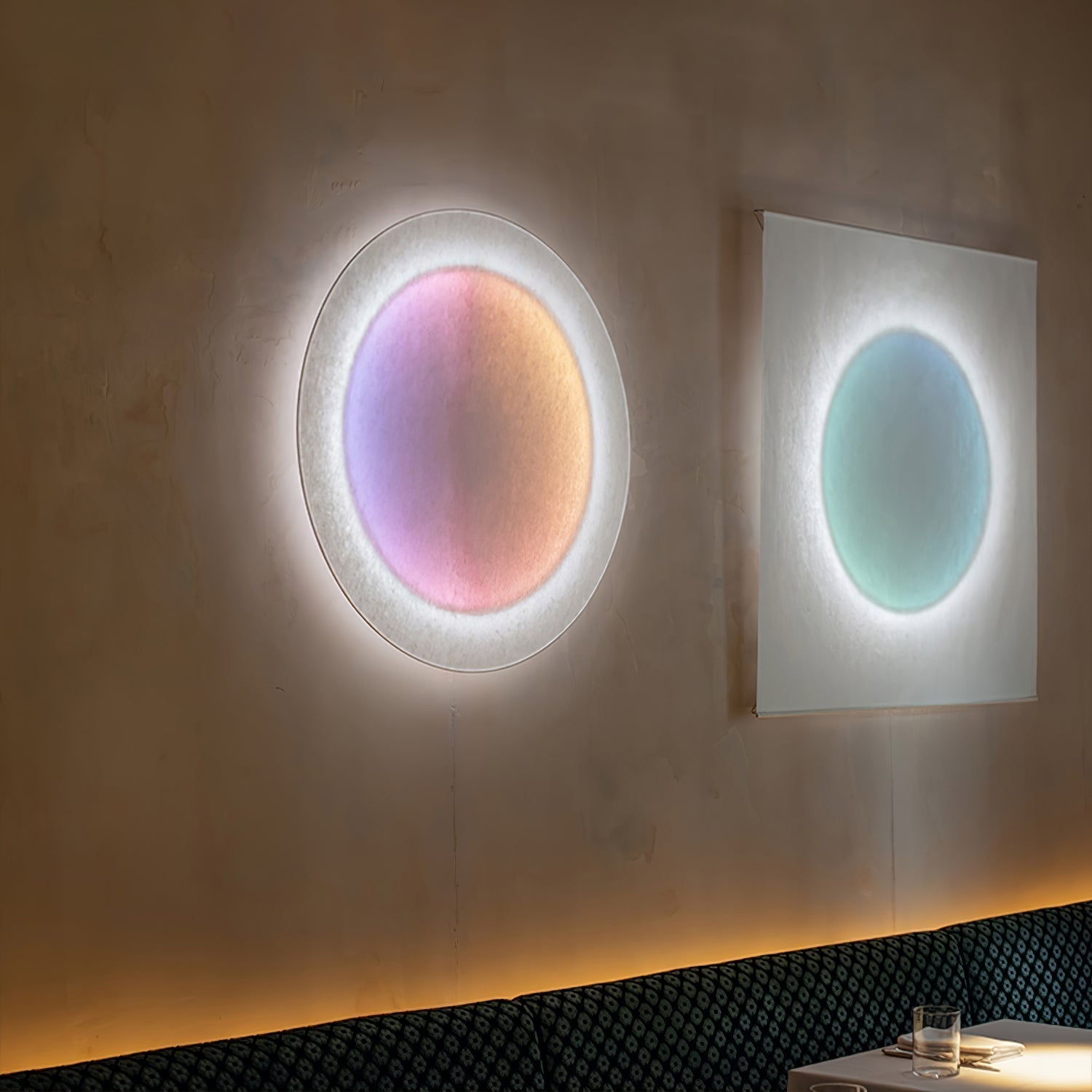 Zevarus Art Relax Plug-in Wall Light