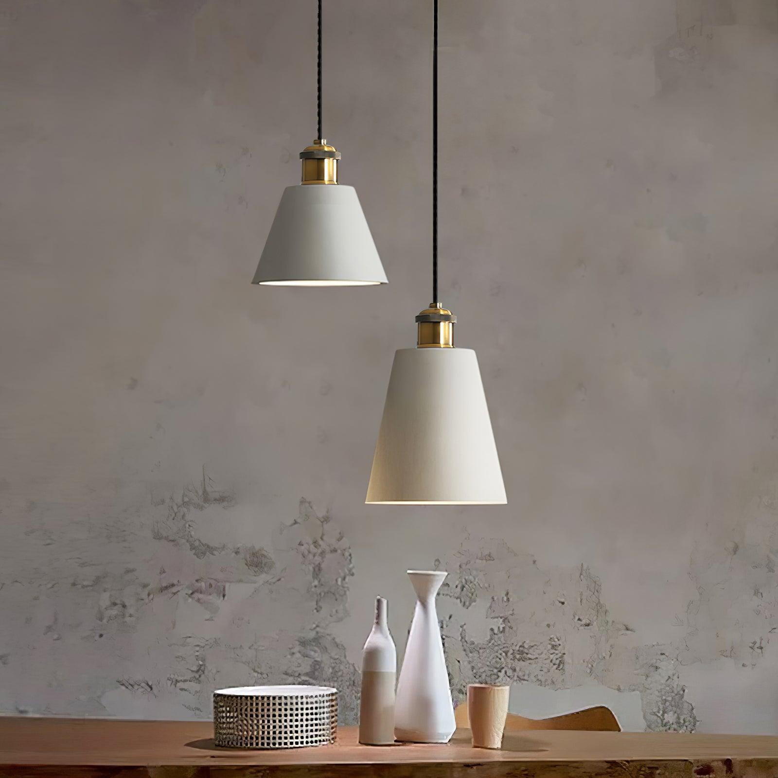 Trio Lampe Suspendue Industrielle en Résine
