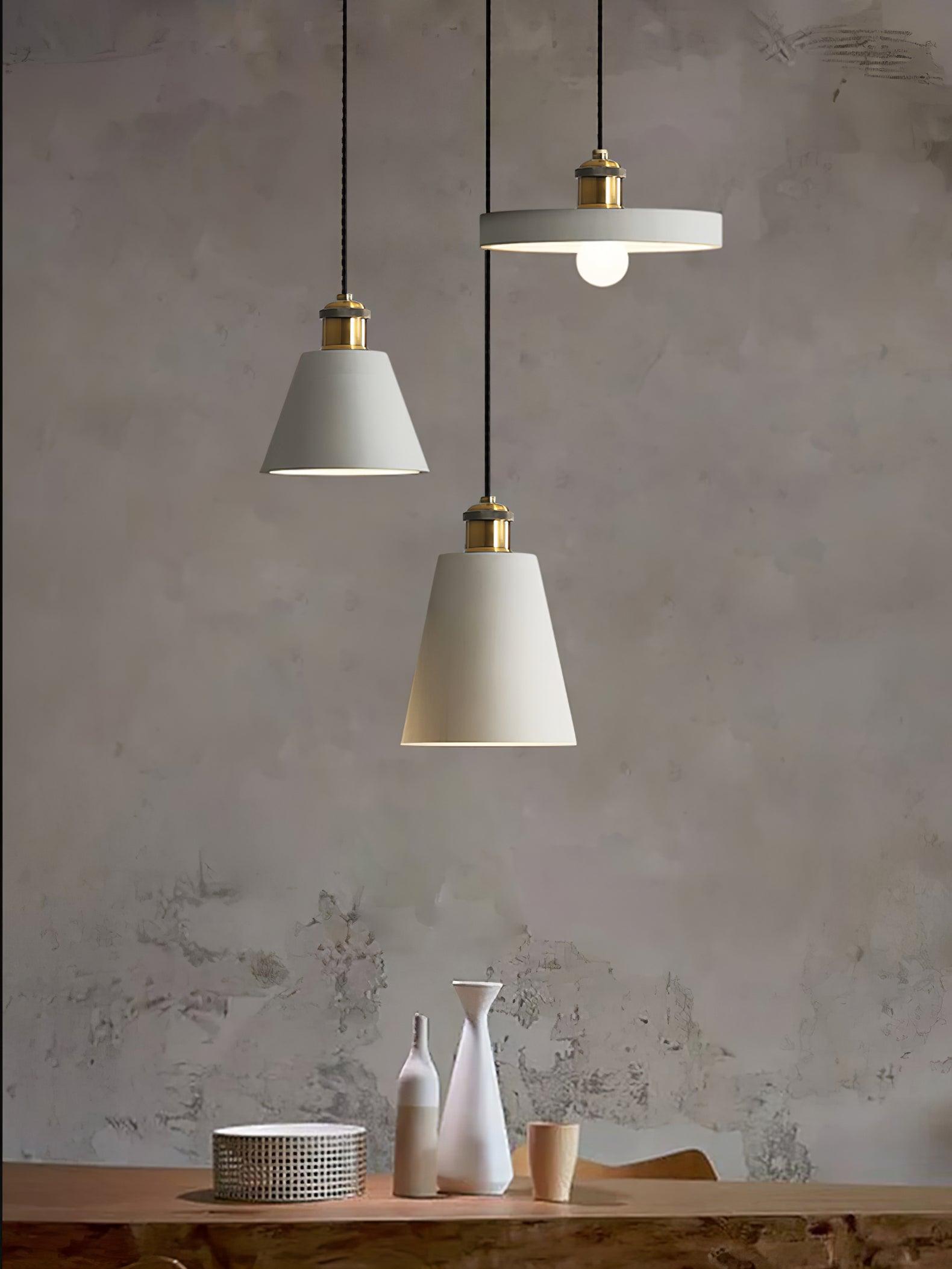 Trio Lampe Suspendue Industrielle en Résine