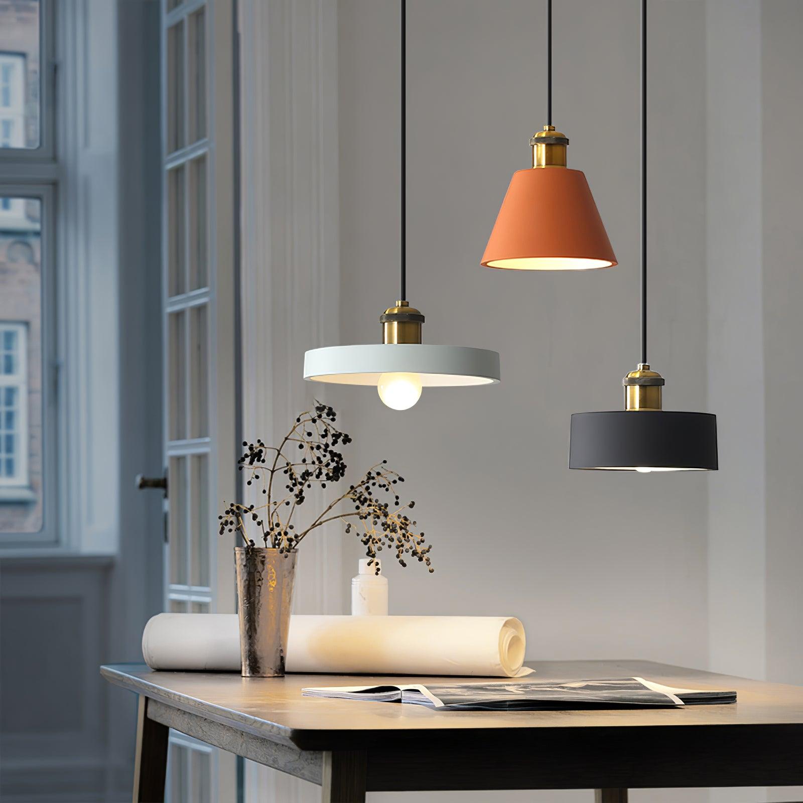 Trio Lampe Suspendue Industrielle en Résine