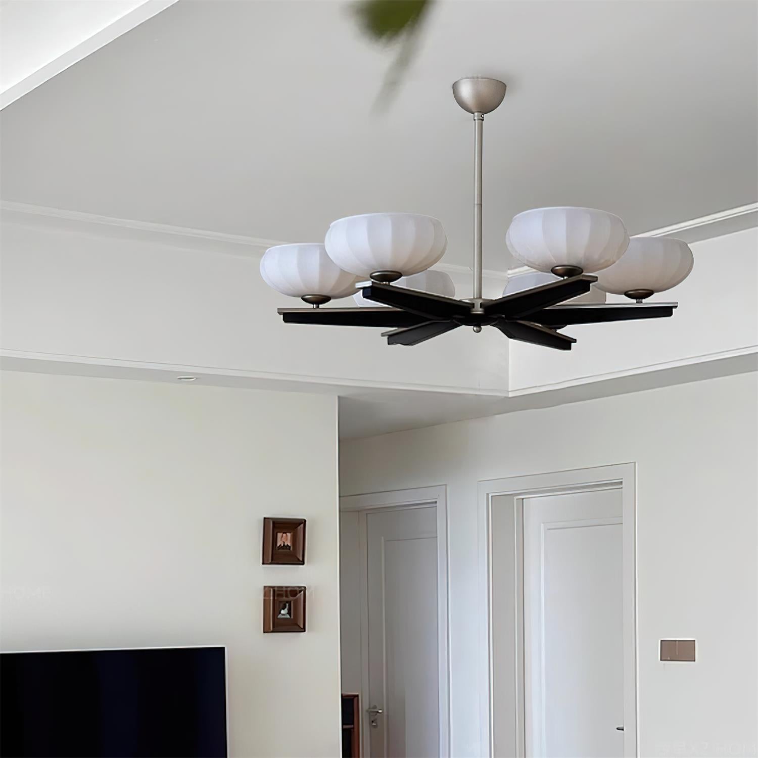 Lustre Bras en Bois de Noyer et Abat-jours en Verre Opale Style Mi-siècle