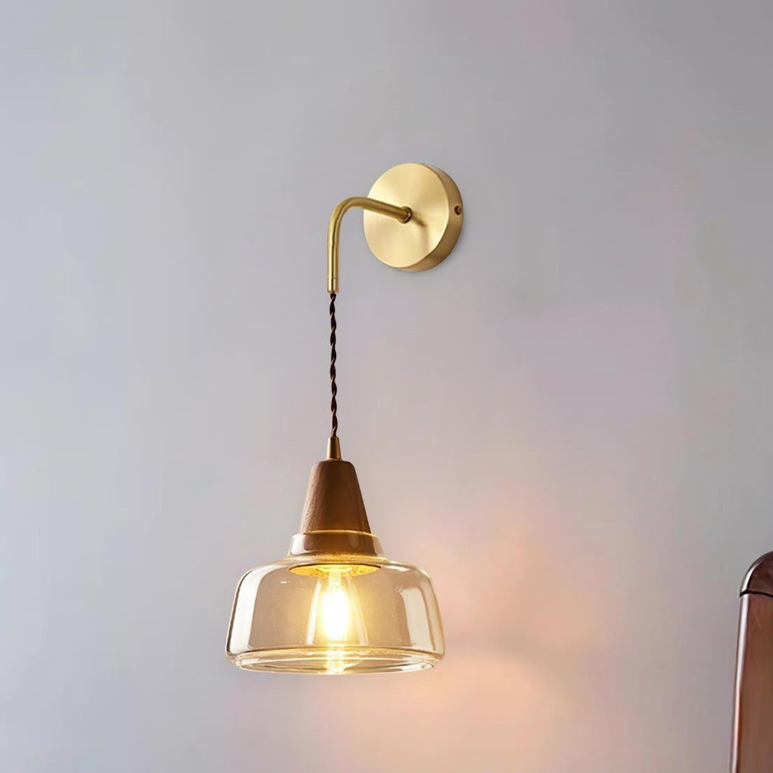 Ovely  Wall Lamp