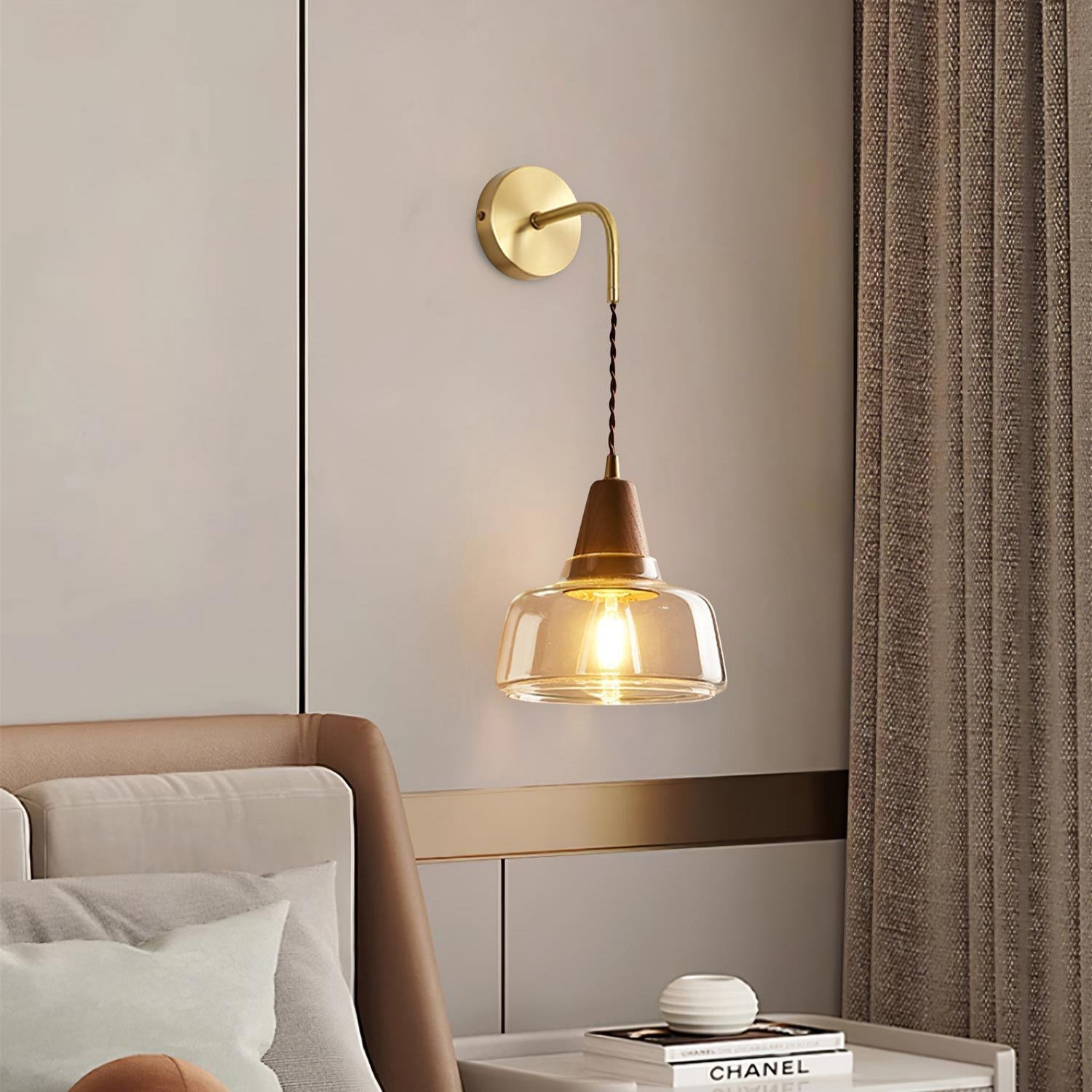 Ovely  Wall Lamp