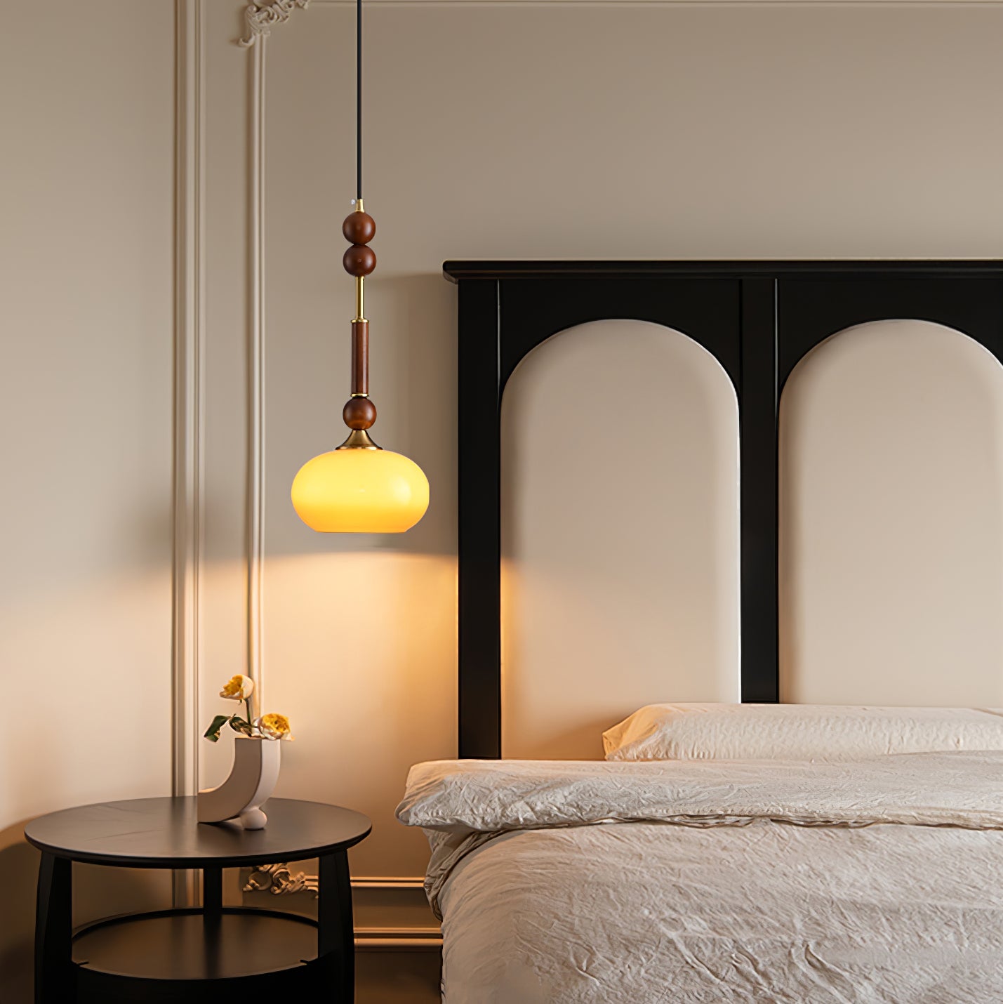 AmberGlow Suspension en Bois Vintage