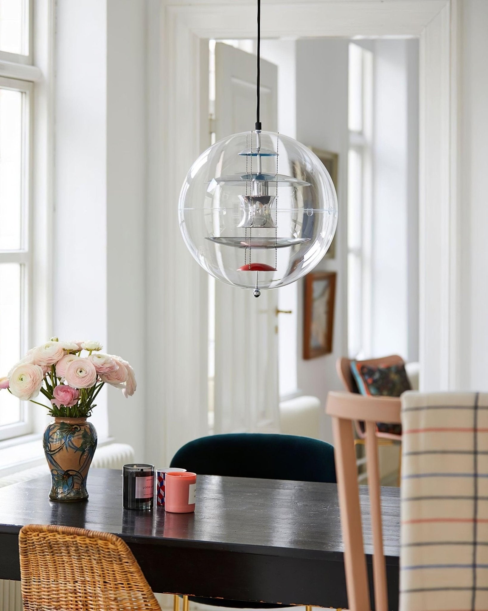 Caleca Suspension Futuriste