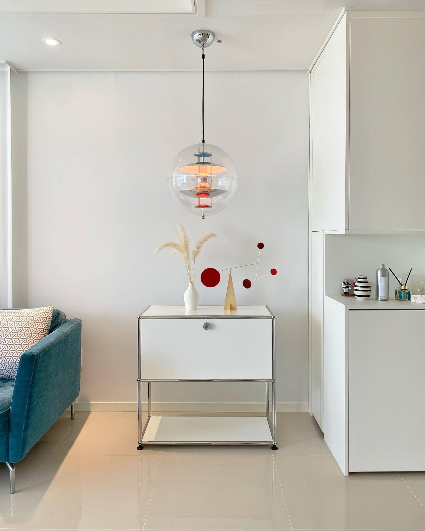 Caleca Suspension Futuriste