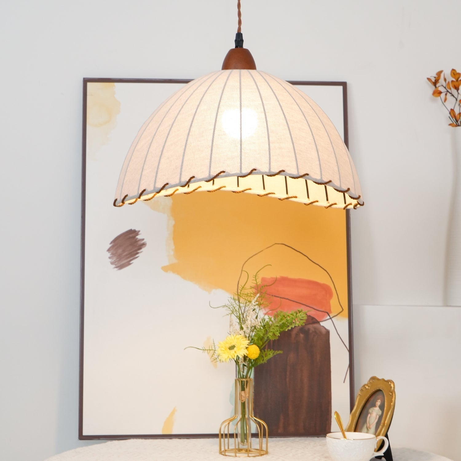 Shell Suspension Minimaliste en Bois
