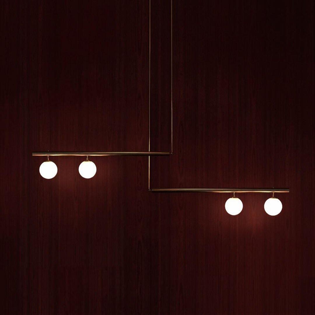 Solara Suspension en laiton linéaire satellite minimaliste