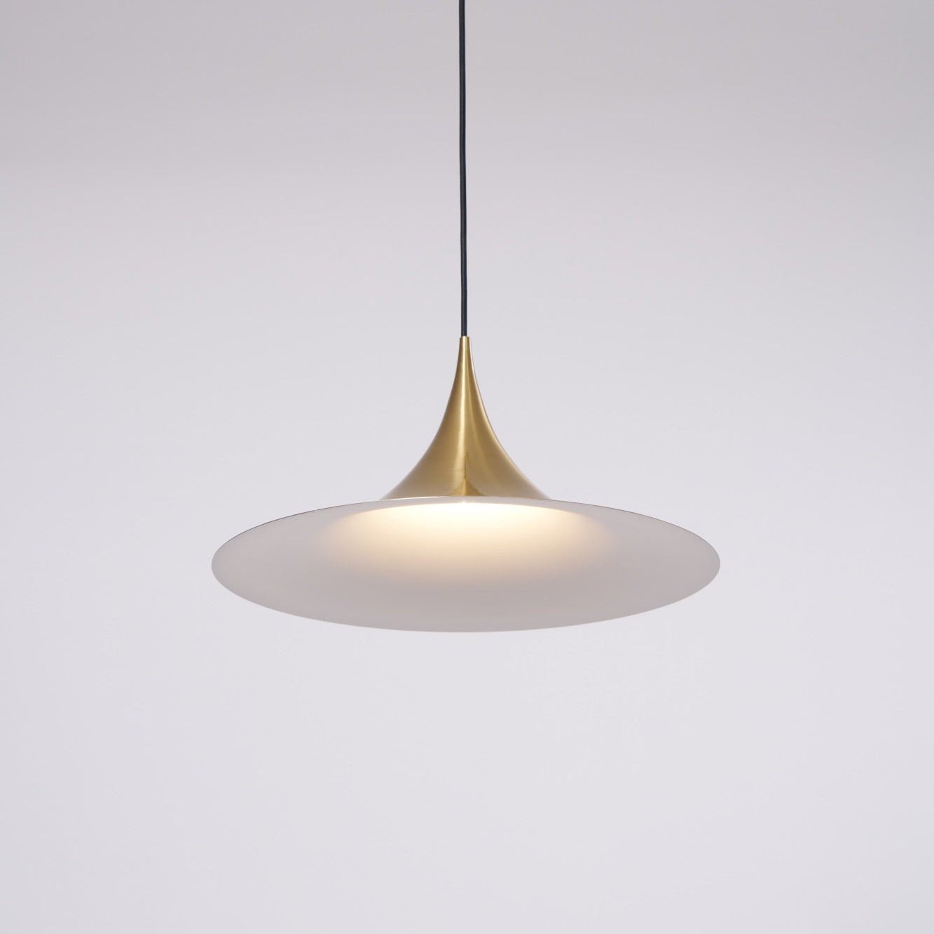 Althiran Suspension Acier Sculpturale
